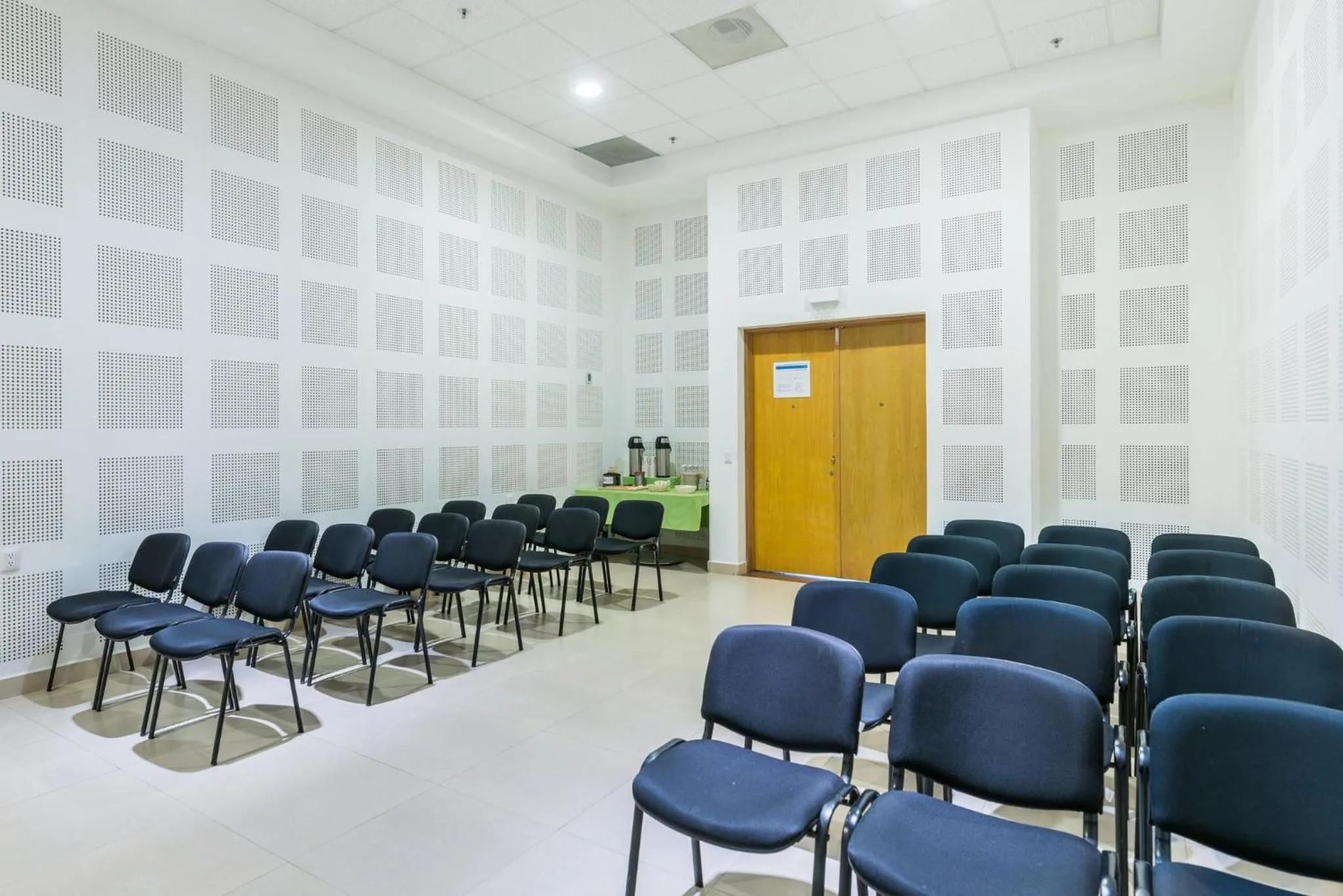 Meeting/conference room in Holiday Inn Express Manzanillo by IHG