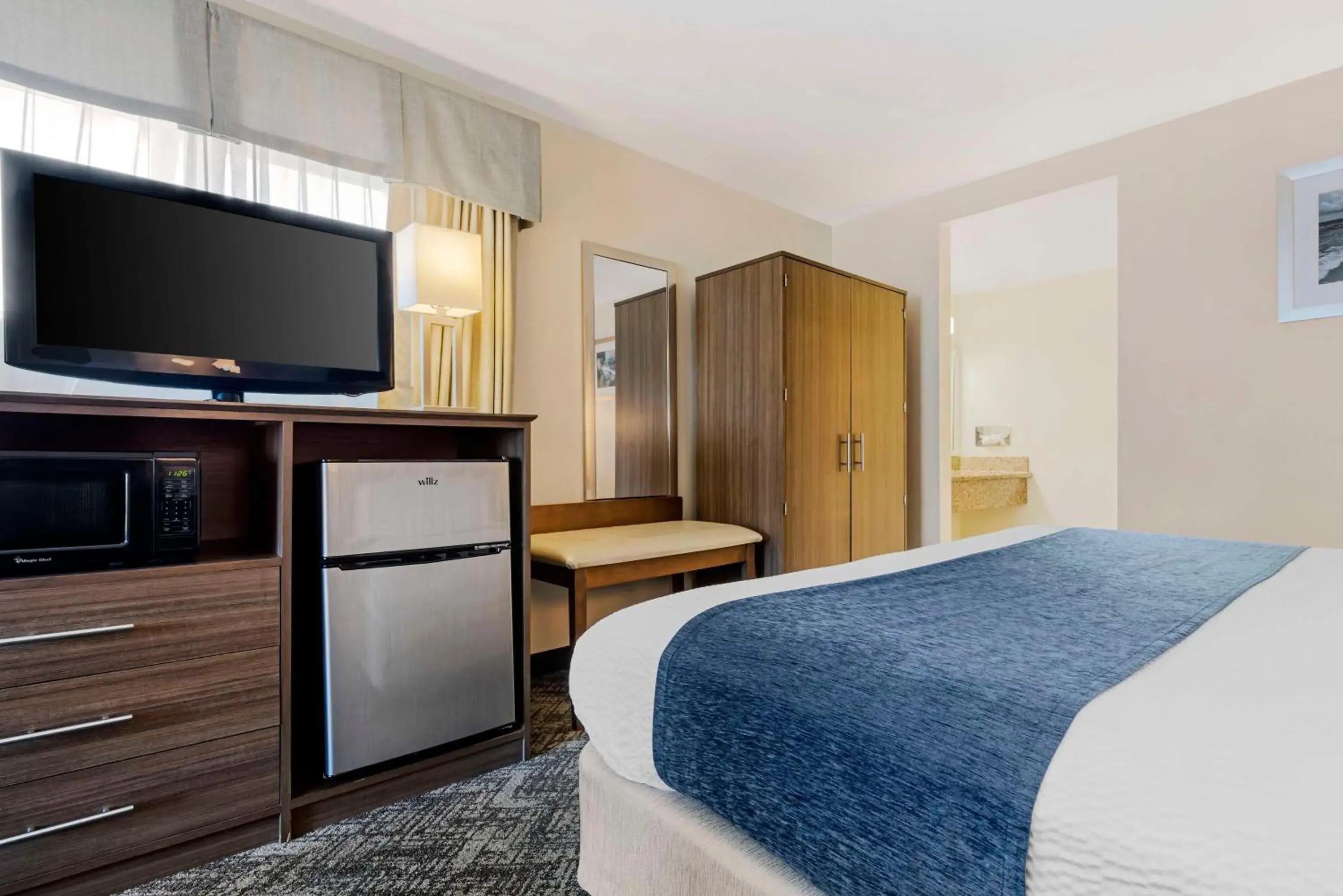 Bedroom, Bed in Best Western Santee Lodge Bedroom, Bed in Best Western Santee Lodge