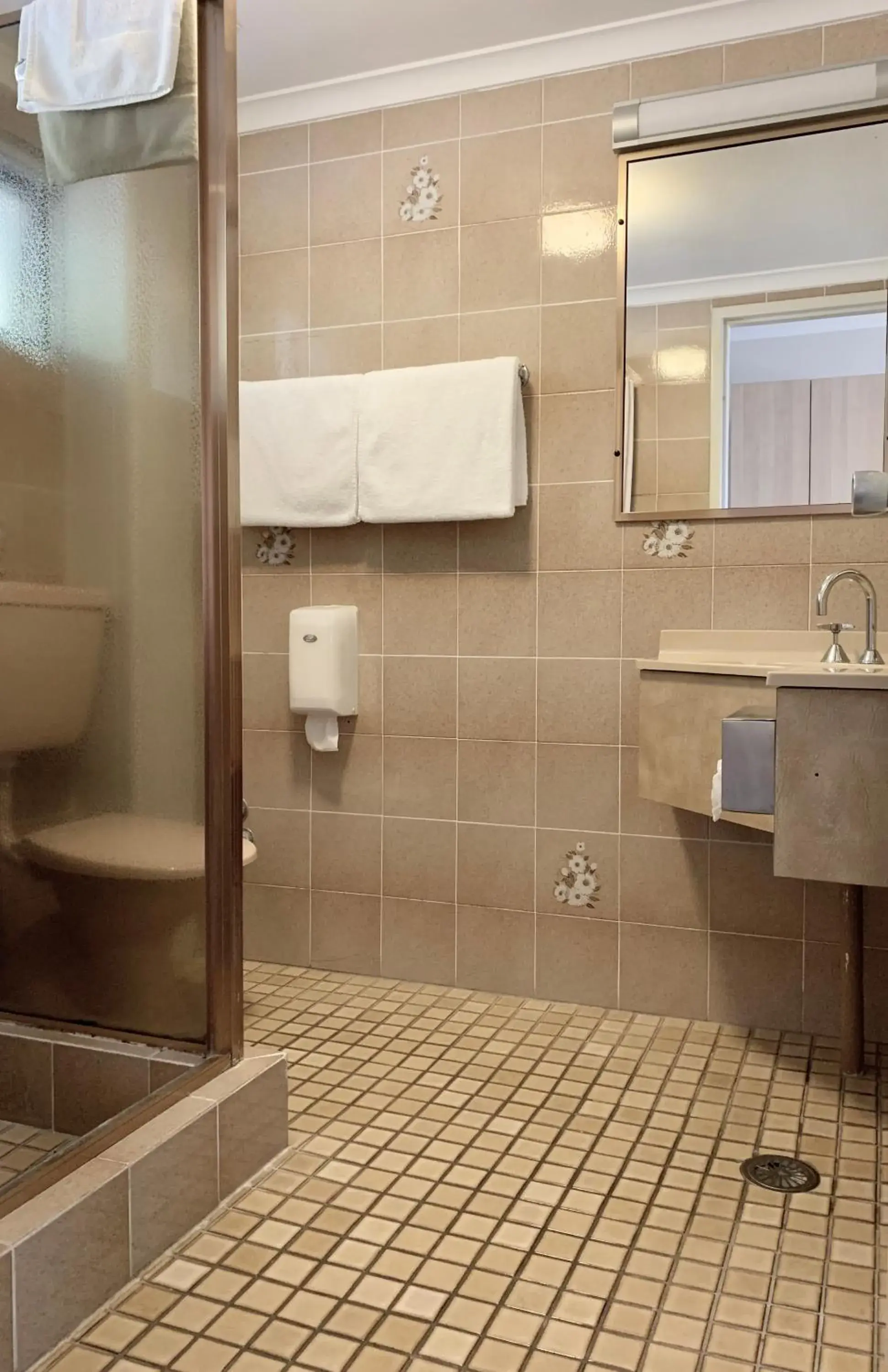 Bathroom in Shellharbour Resort and Conference Centre Bathroom in Shellharbour Resort and Conference Centre