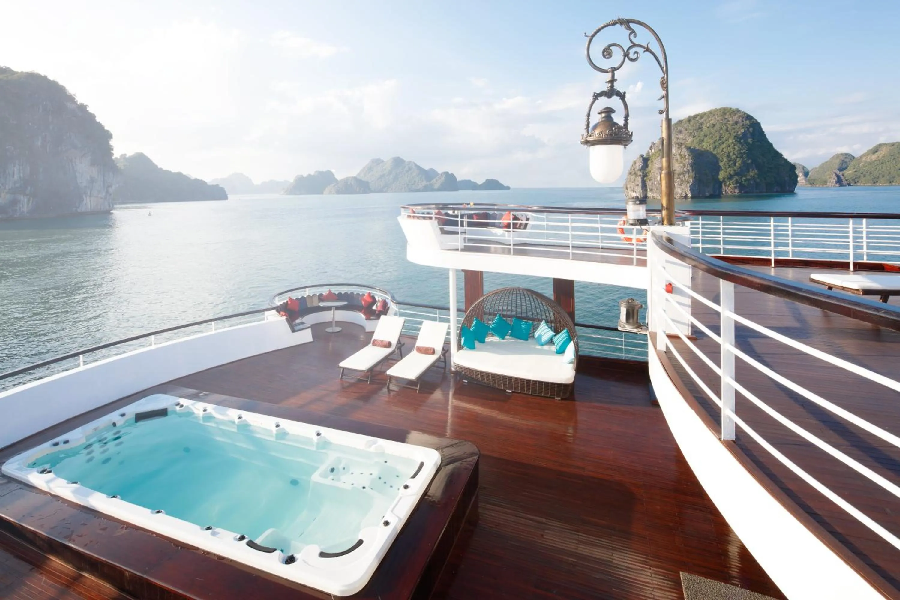 Activities in Ambassador Cruise Halong Bay