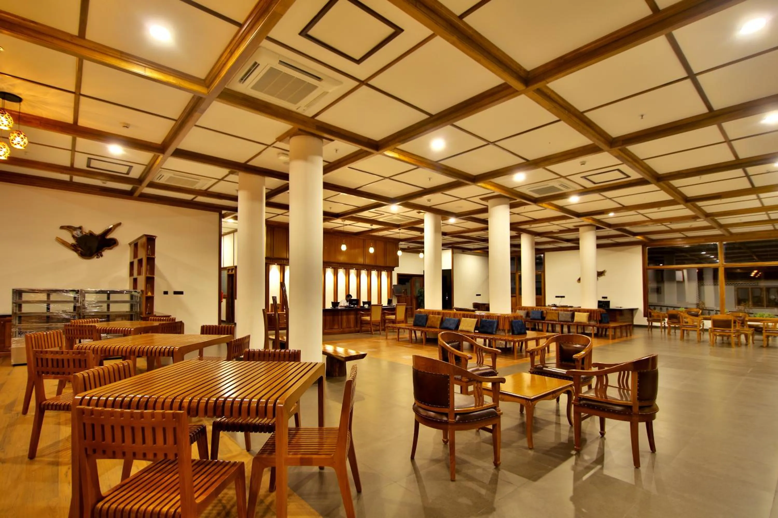 Restaurant/places to eat in Backwater Ripples Kumarakom