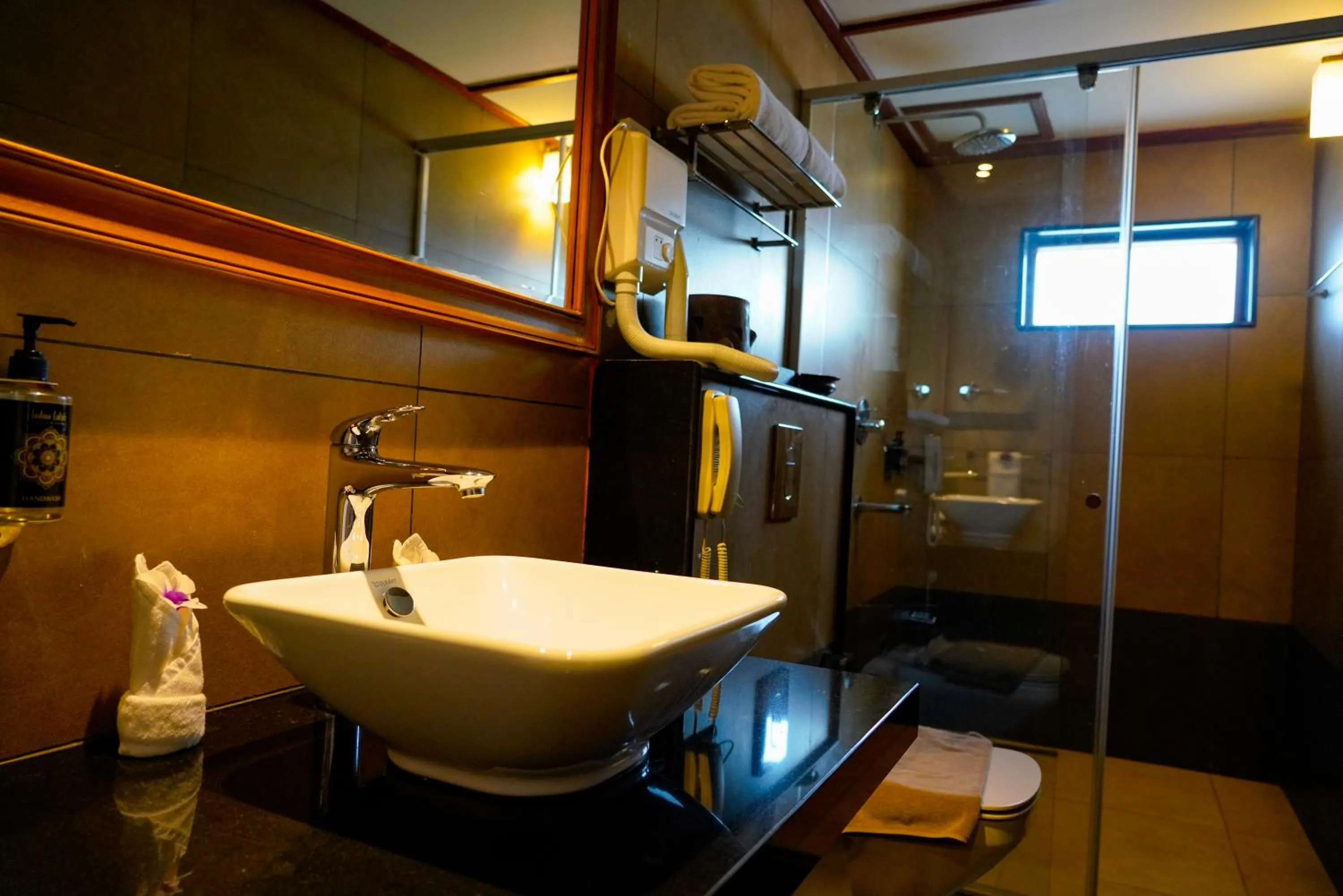 Bathroom in Backwater Ripples Kumarakom