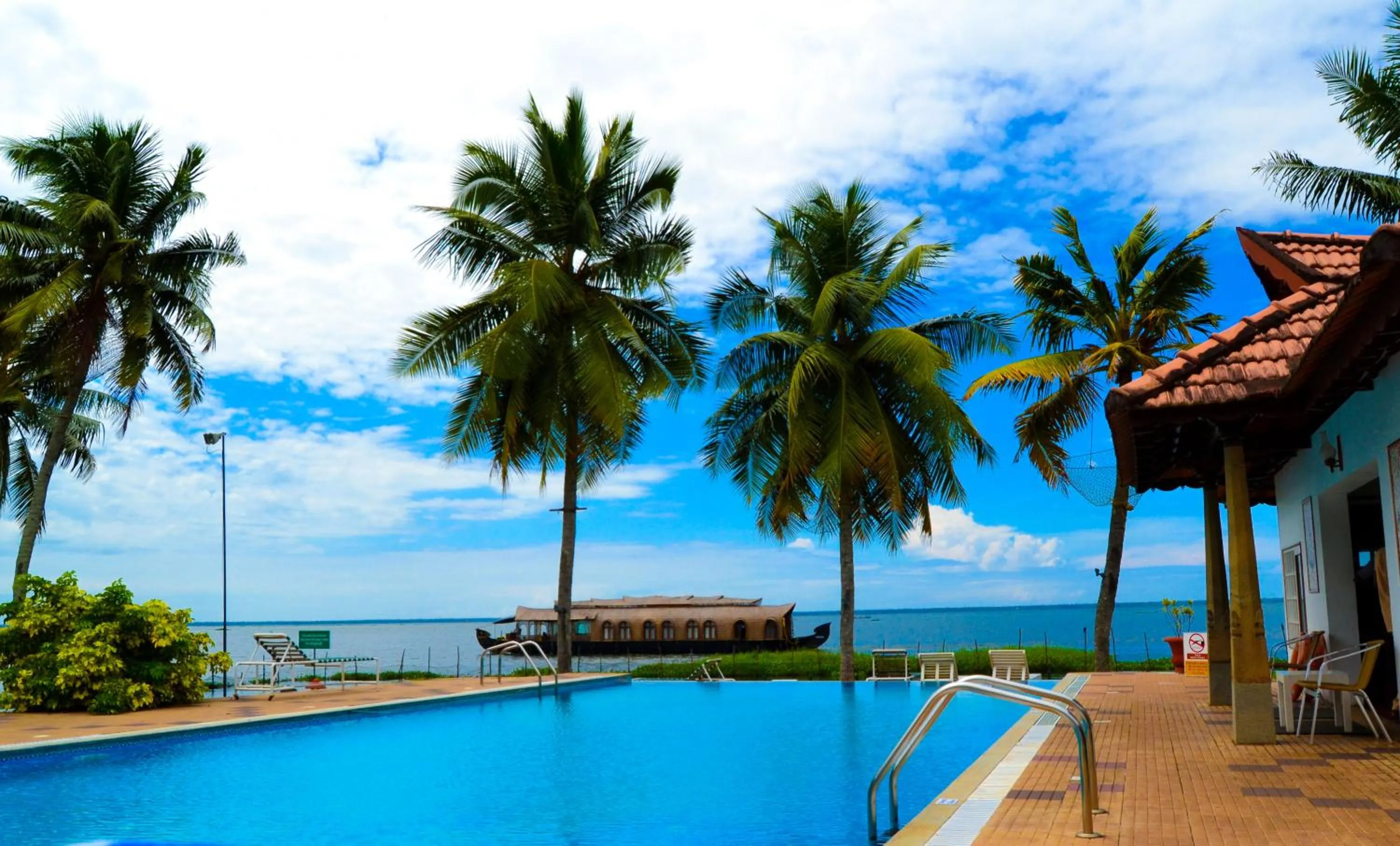 Day in Backwater Ripples Kumarakom