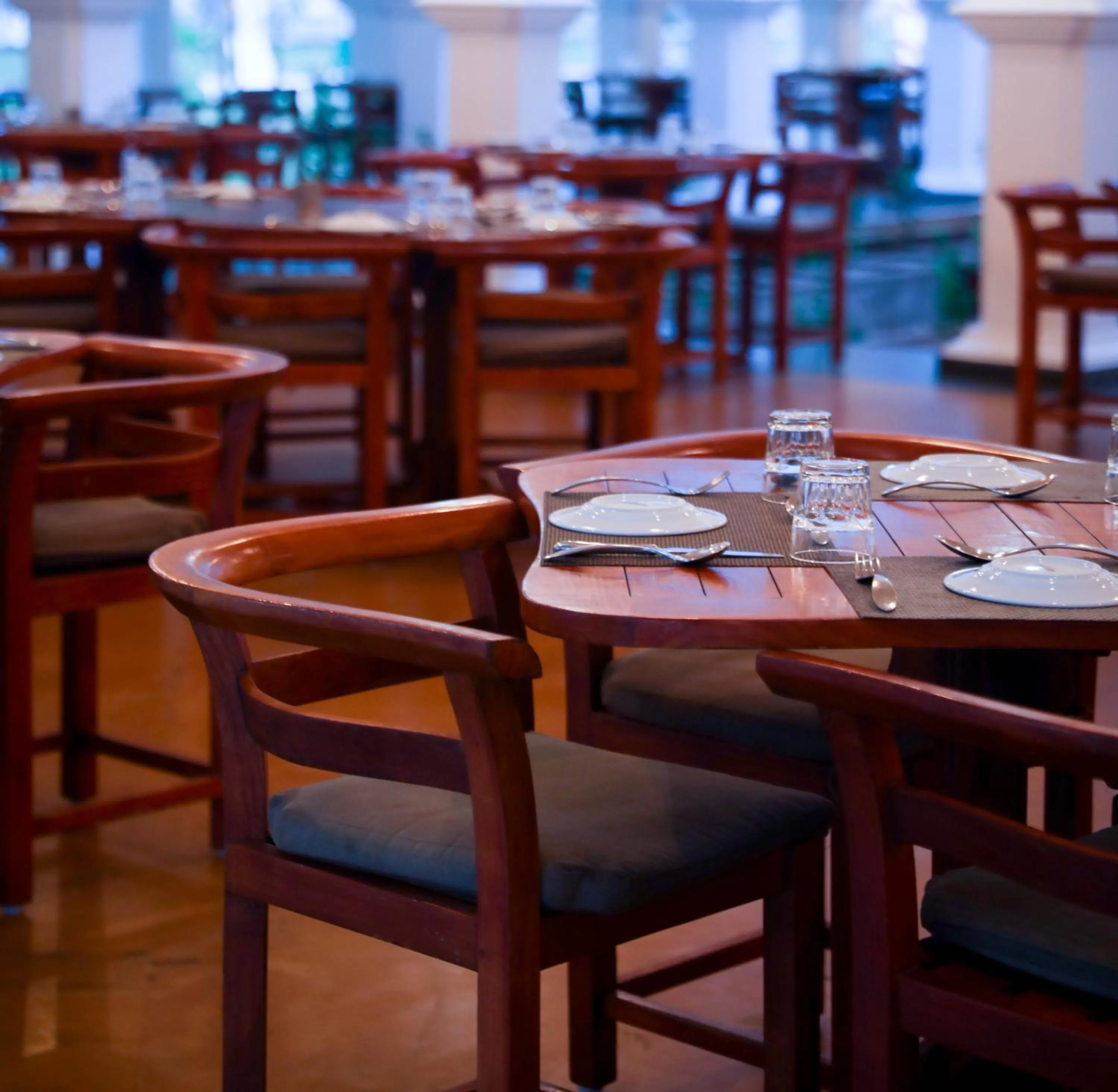 Restaurant/places to eat in Le Pondy