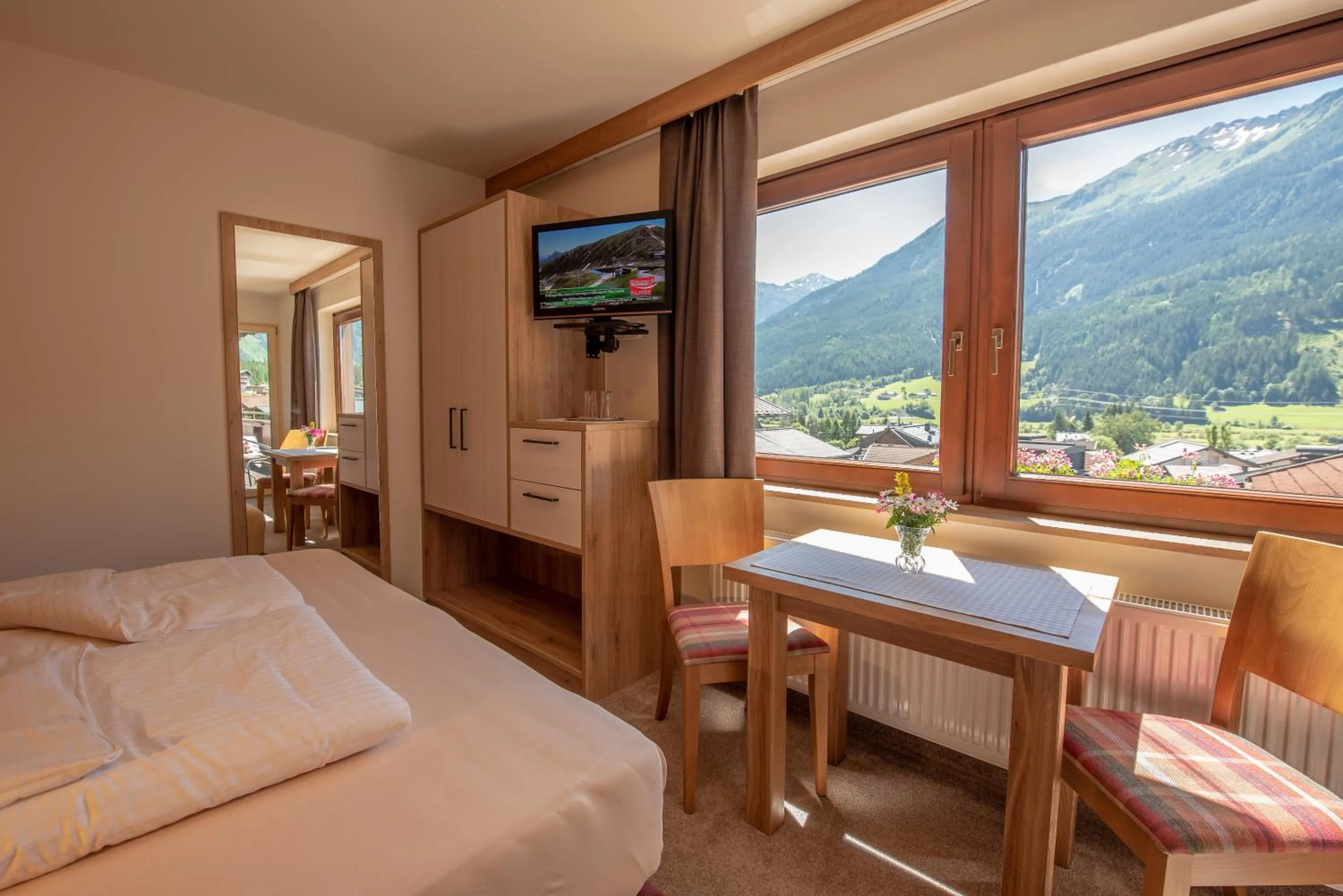 Photo of the whole room, Bed in Hölzl Bed & Breakfast