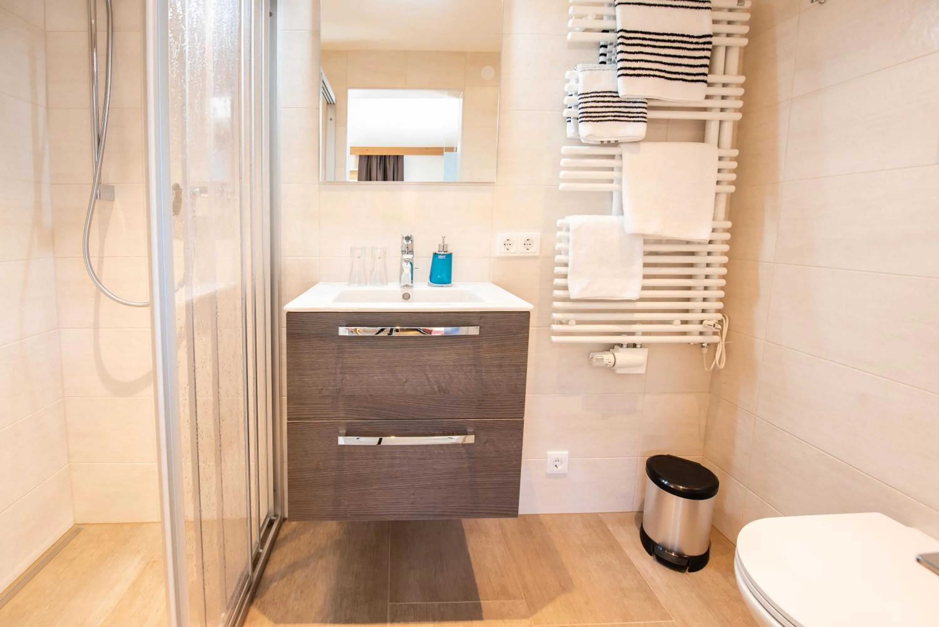Shower in Hölzl Bed & Breakfast