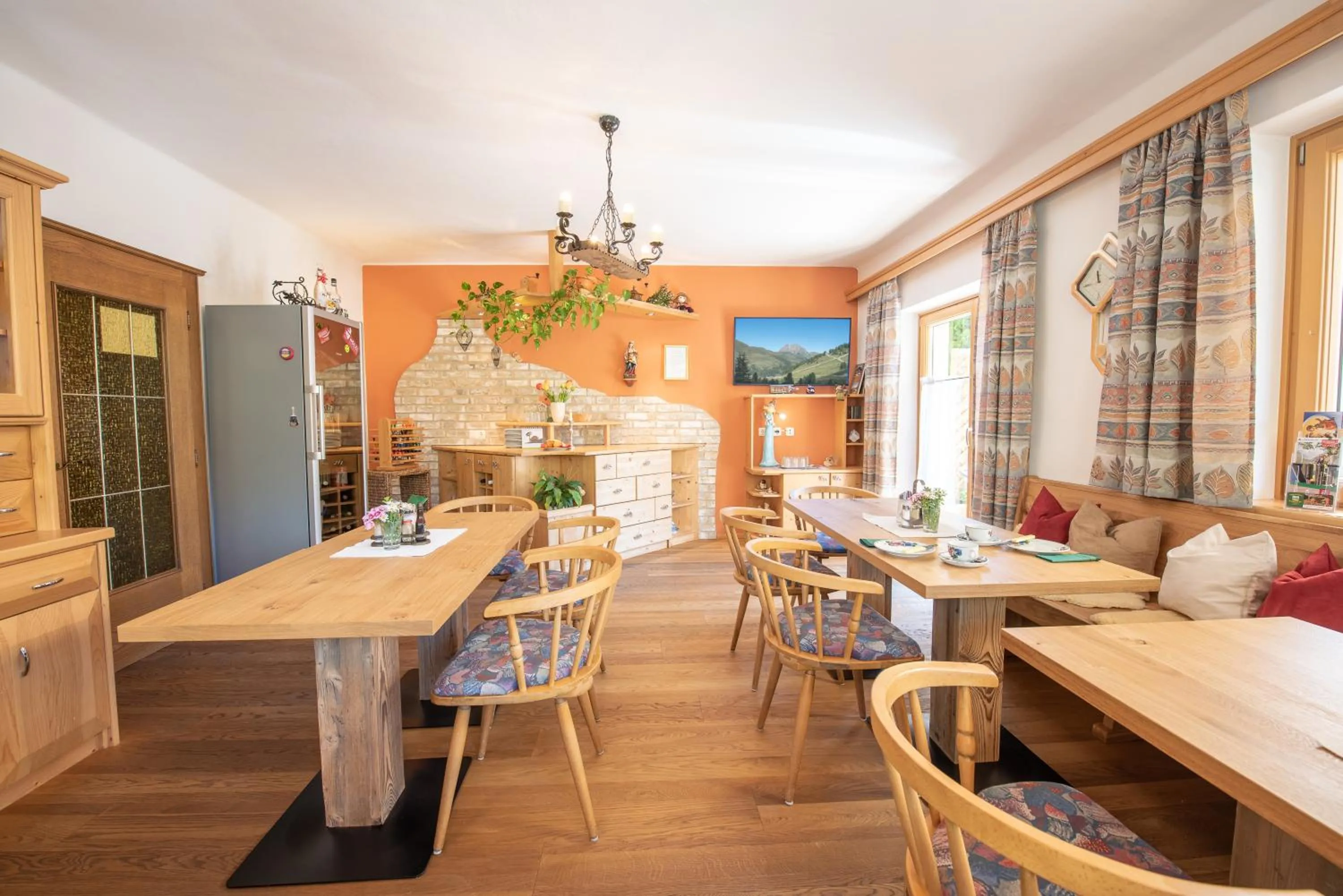 Restaurant/places to eat in Hölzl Bed & Breakfast