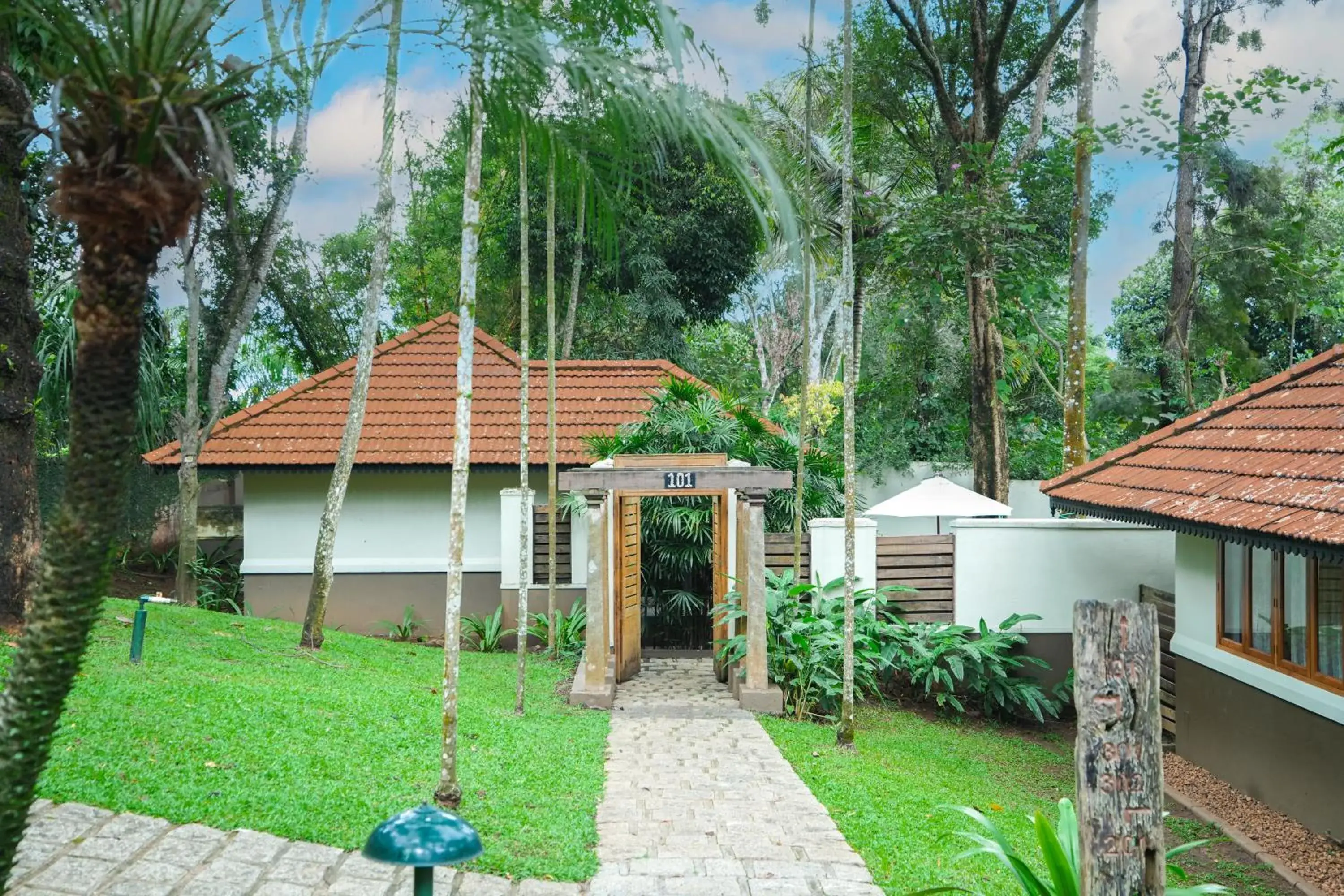 Facade/entrance in Greenwoods Resort, Thekkady Facade/entrance in Greenwoods Resort, Thekkady