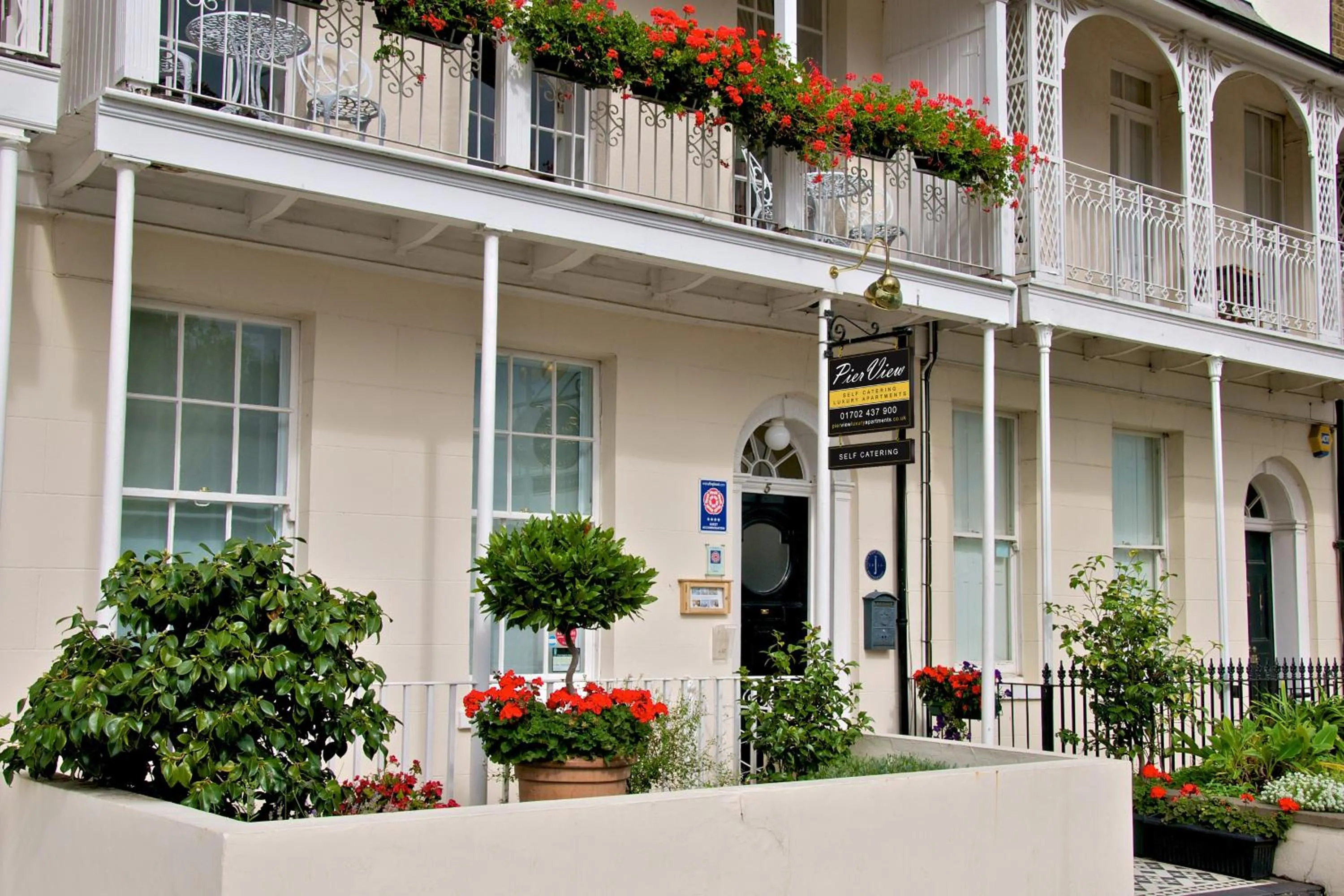 Pier View Self Catering Luxury Apartments