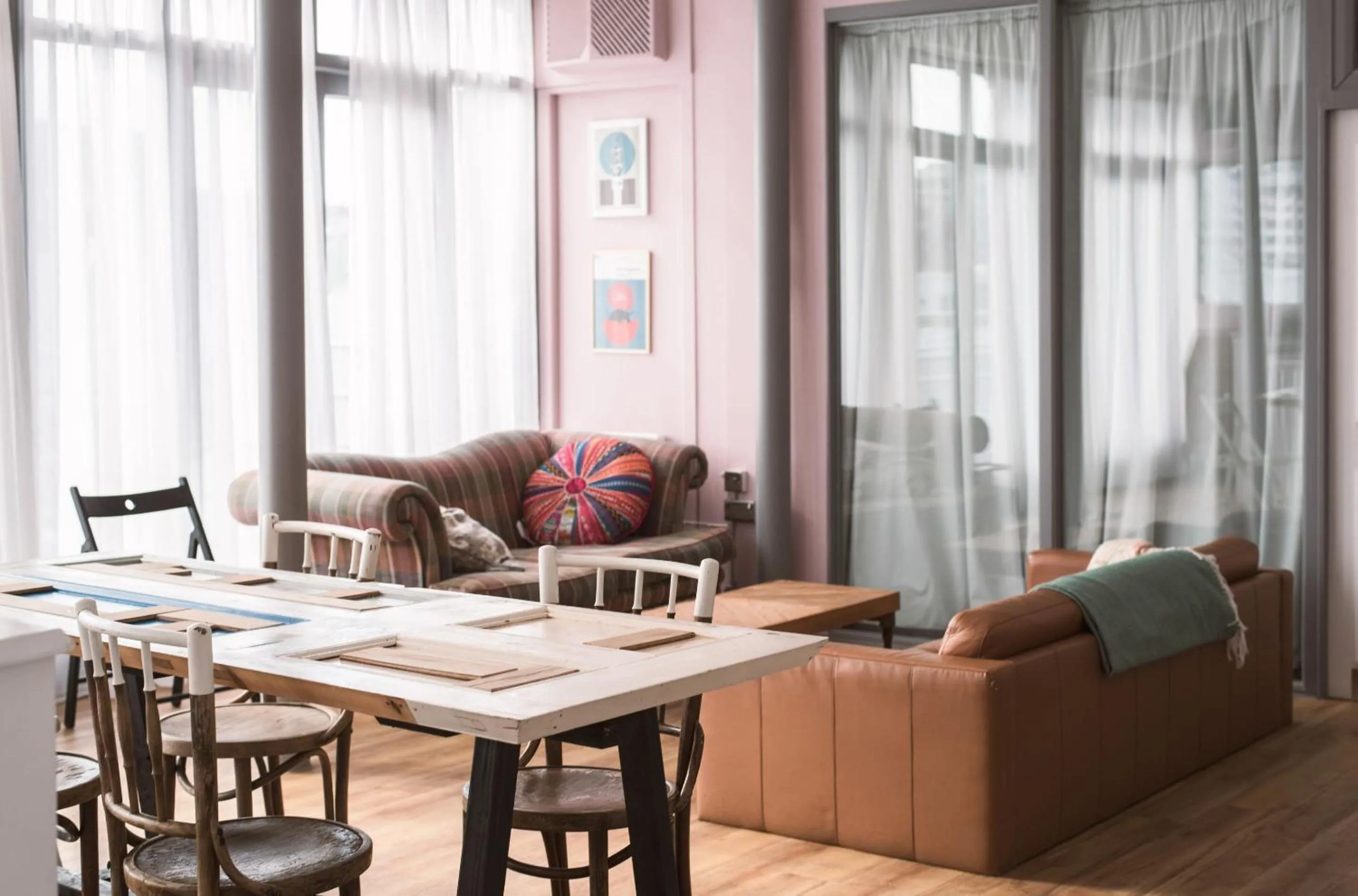 Communal lounge/ TV room in Malacuna Birmingham