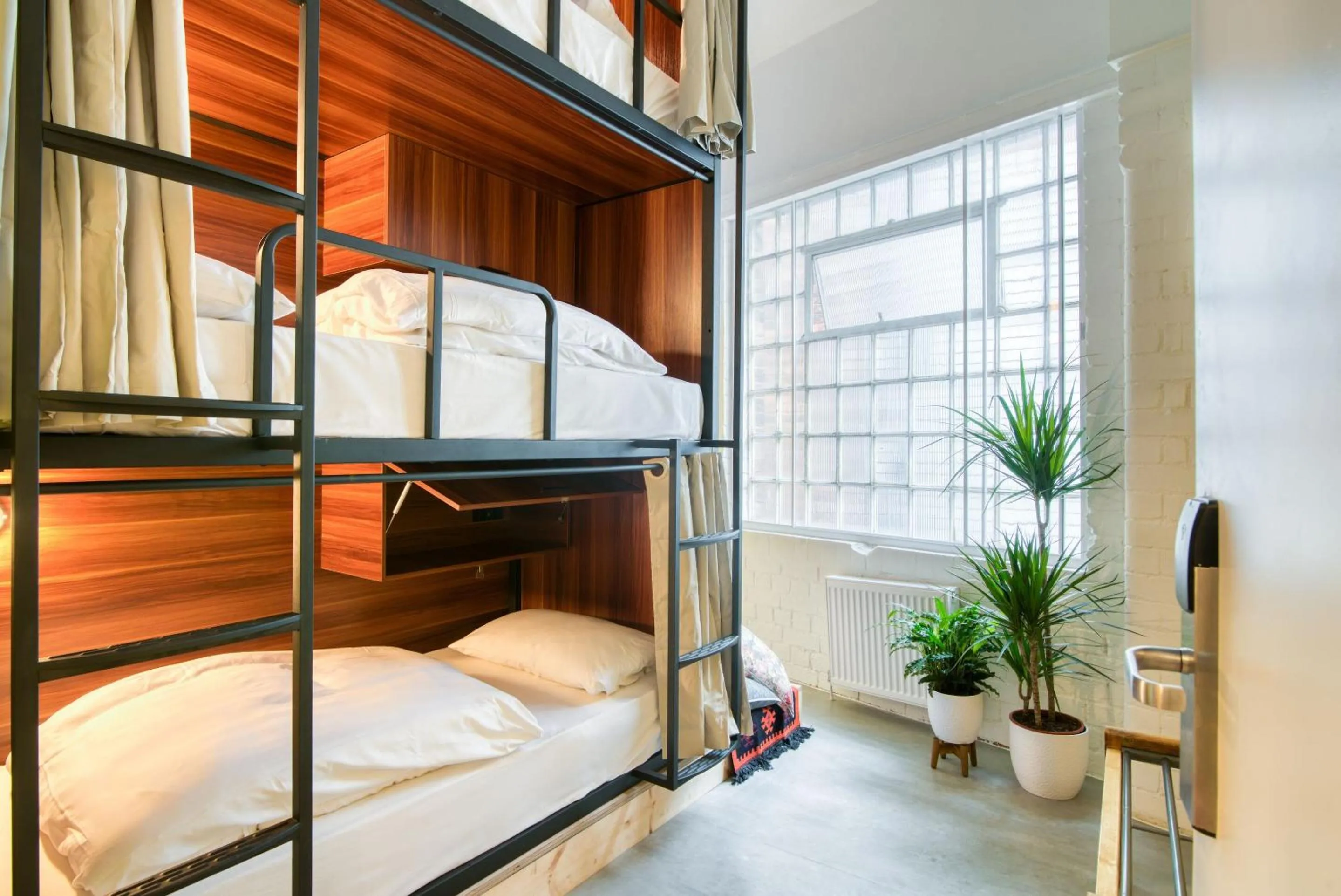 Bed in Malacuna Birmingham