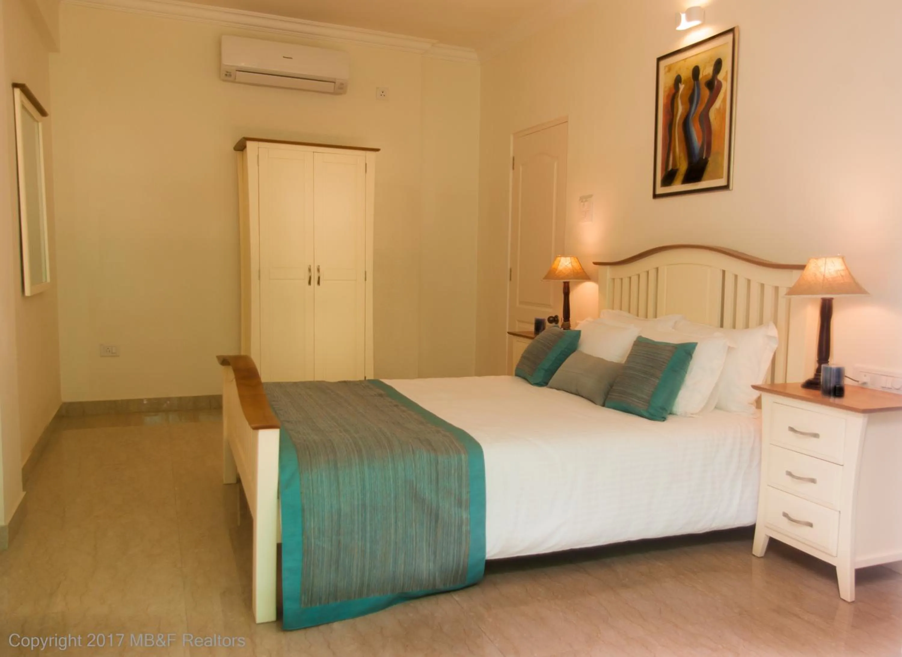 Bed in Bellagio Rezidencia 1 BHK Service Apartments