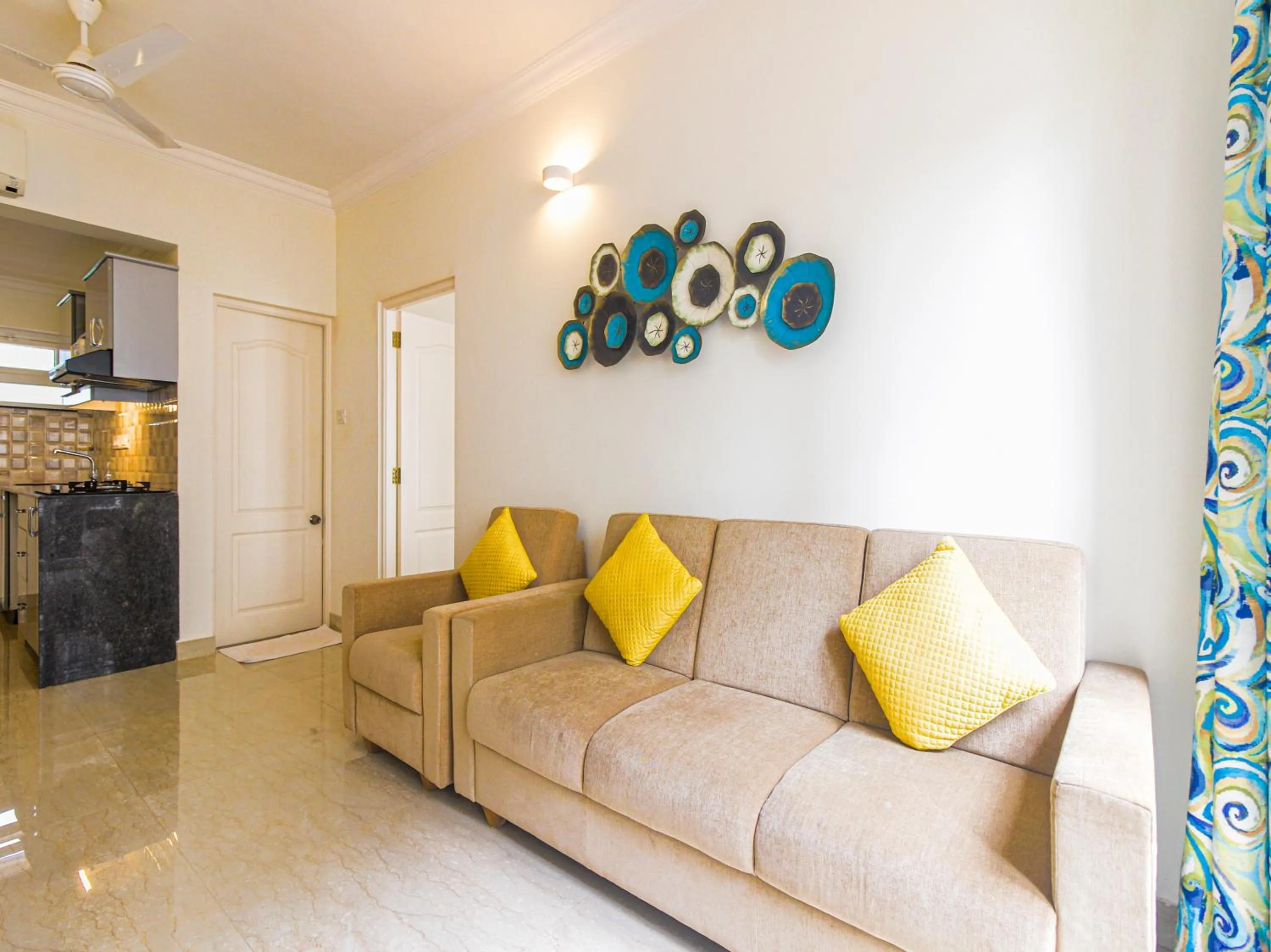 Living room in Bellagio Rezidencia 1 BHK Service Apartments