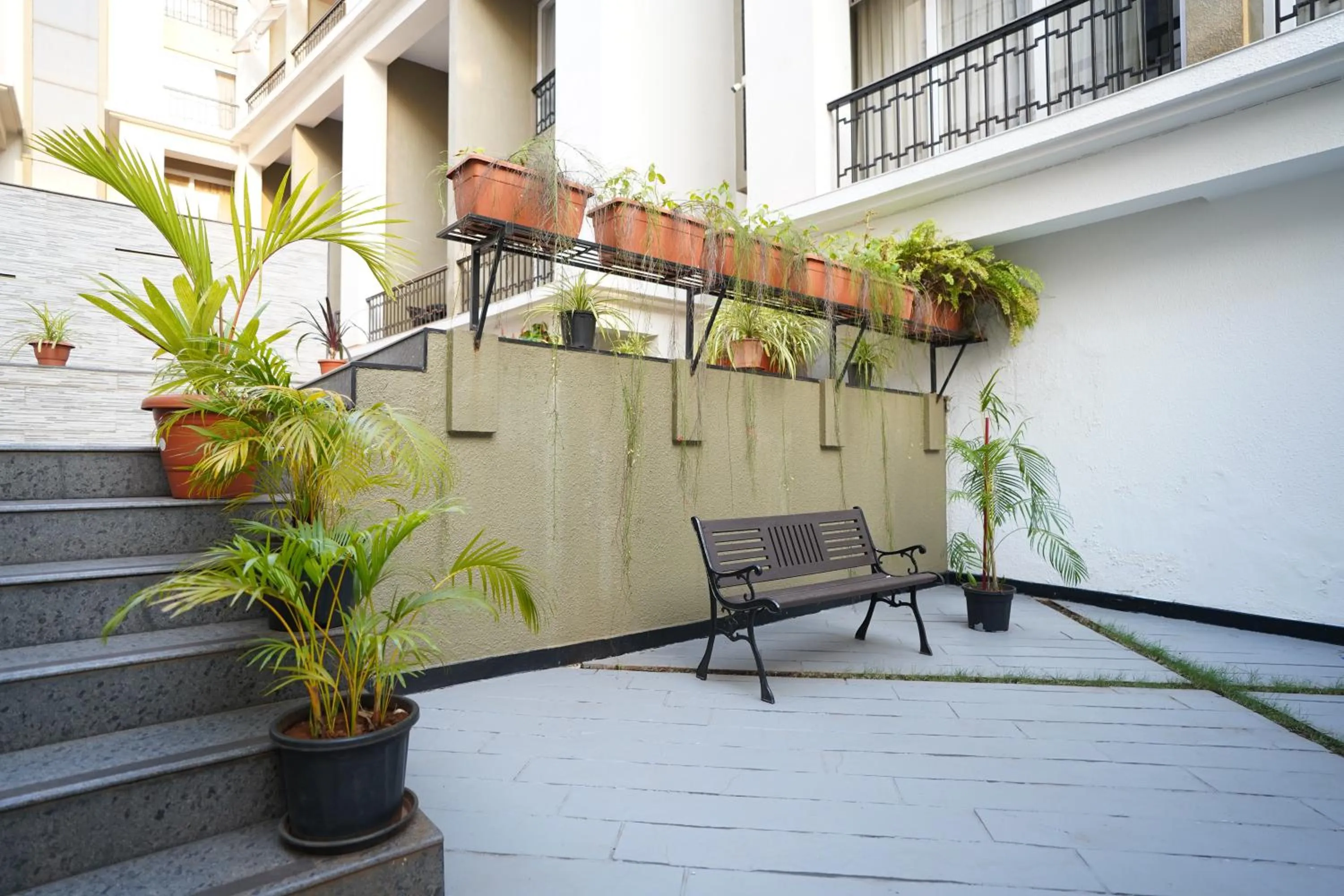 Garden in Bellagio Rezidencia 1 BHK Service Apartments