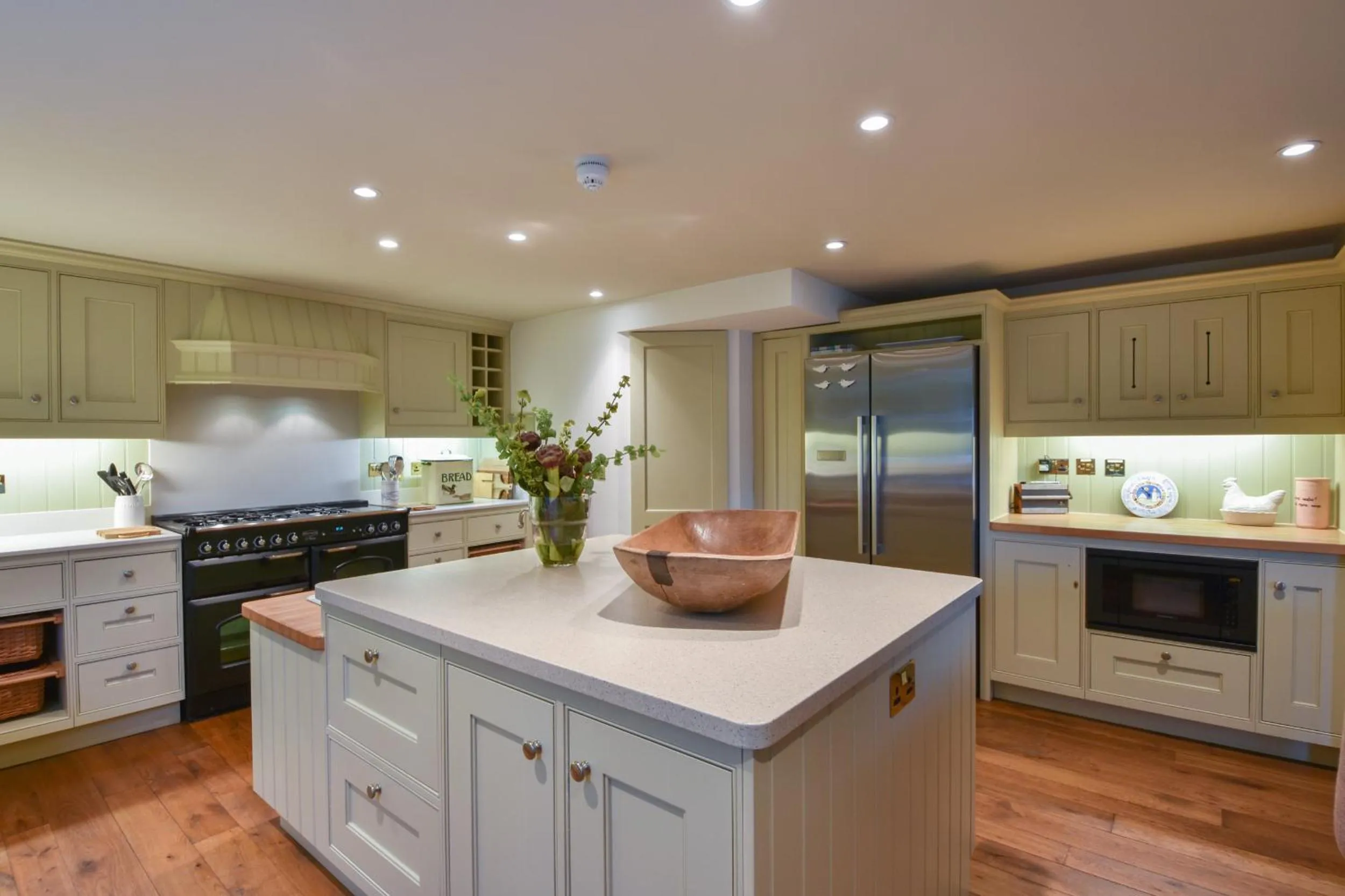 Property building in Elphinstone