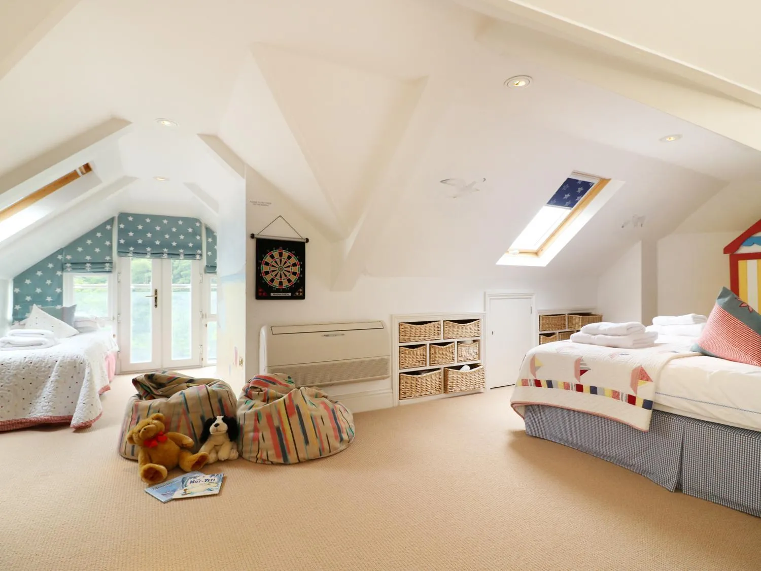 Bed in Elphinstone