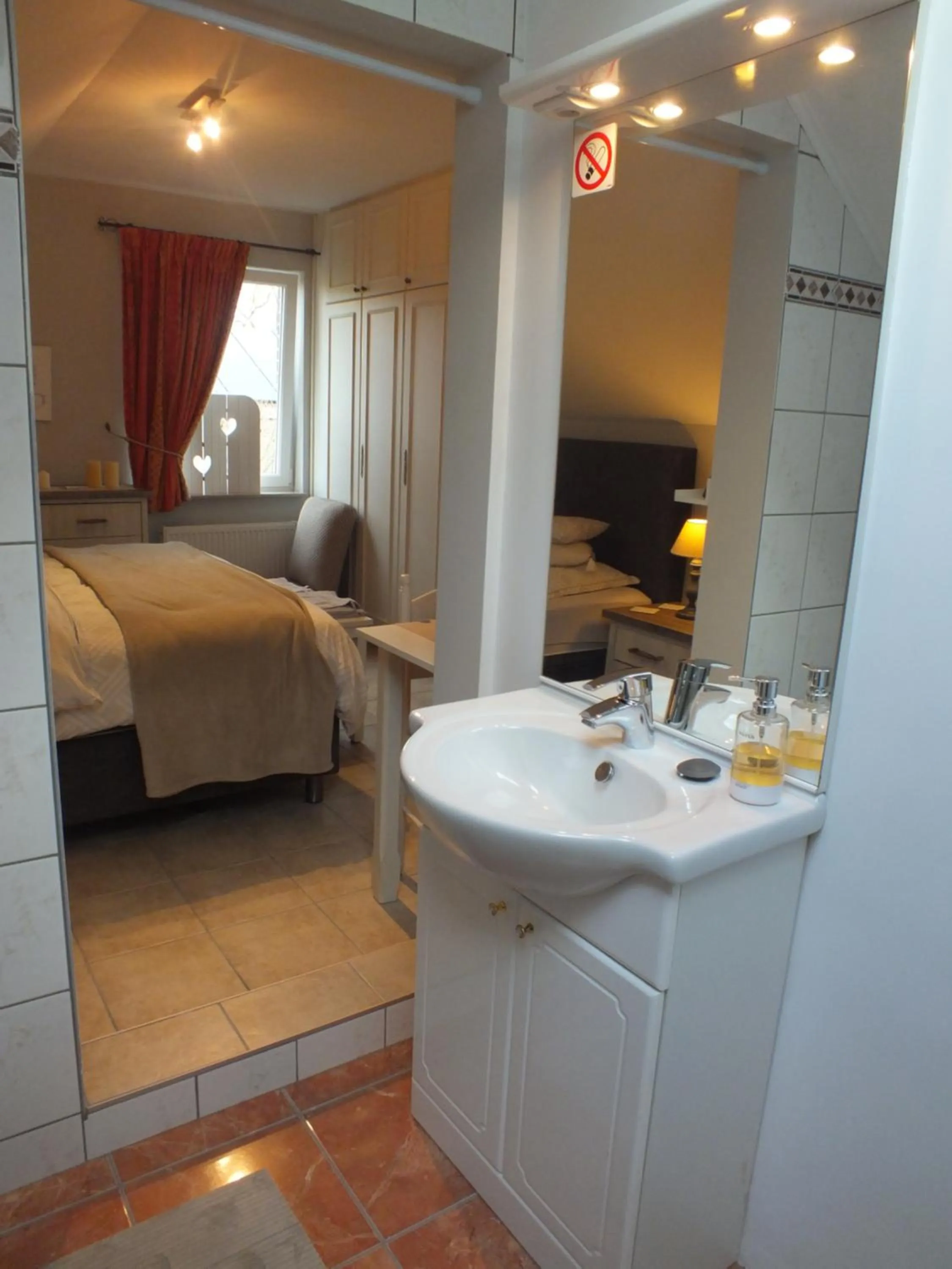 Bathroom, Bed in B&B Le Club de la Source
