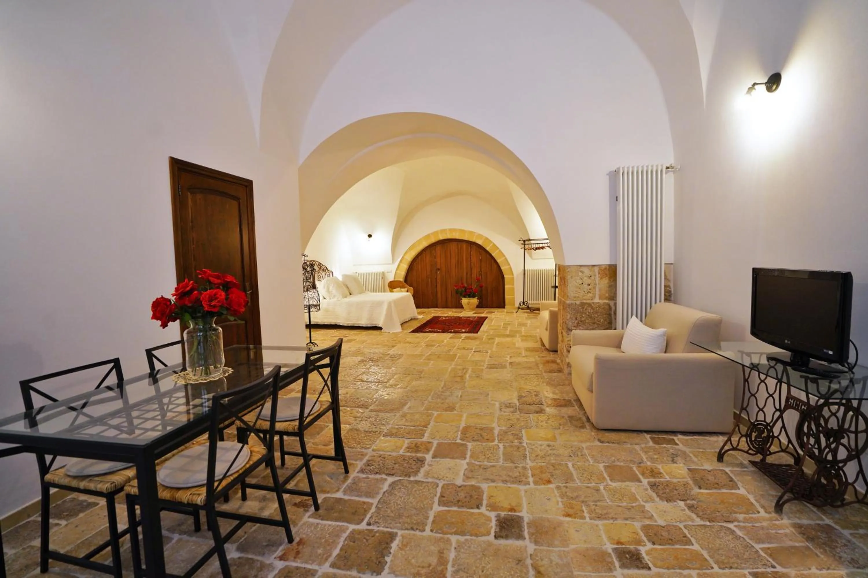 Photo of the whole room in Malandrì B&B