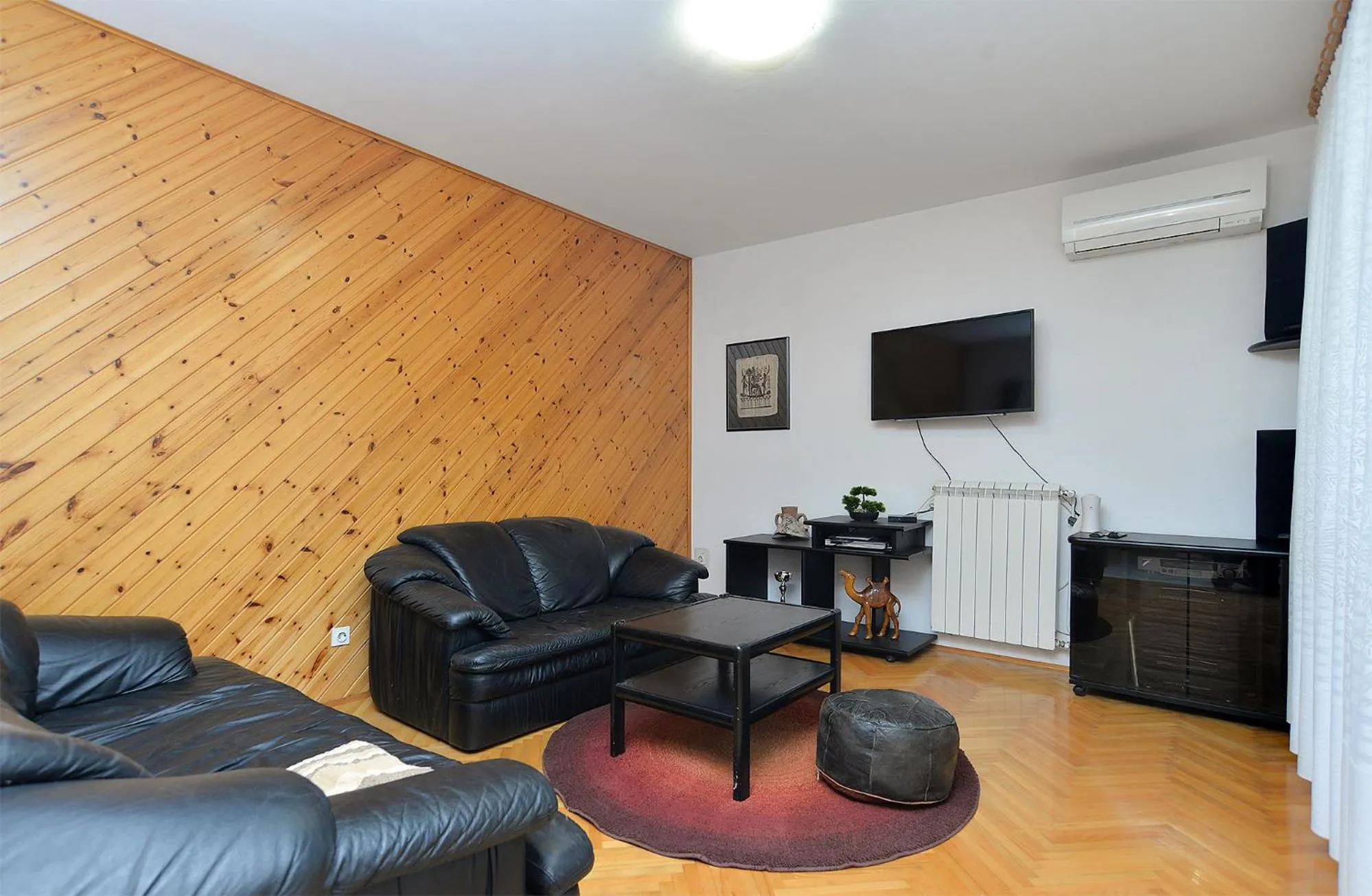 Apartments Irena 531