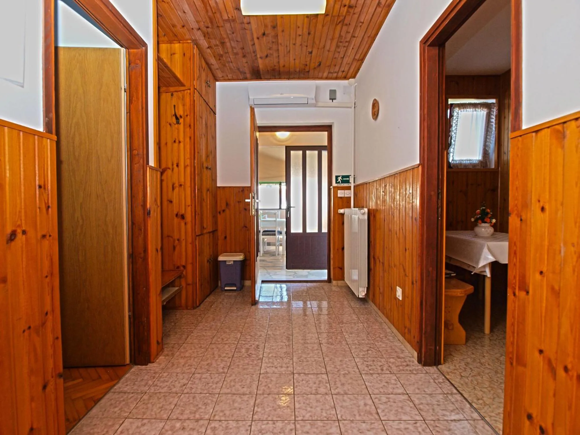 Apartments Irena 531