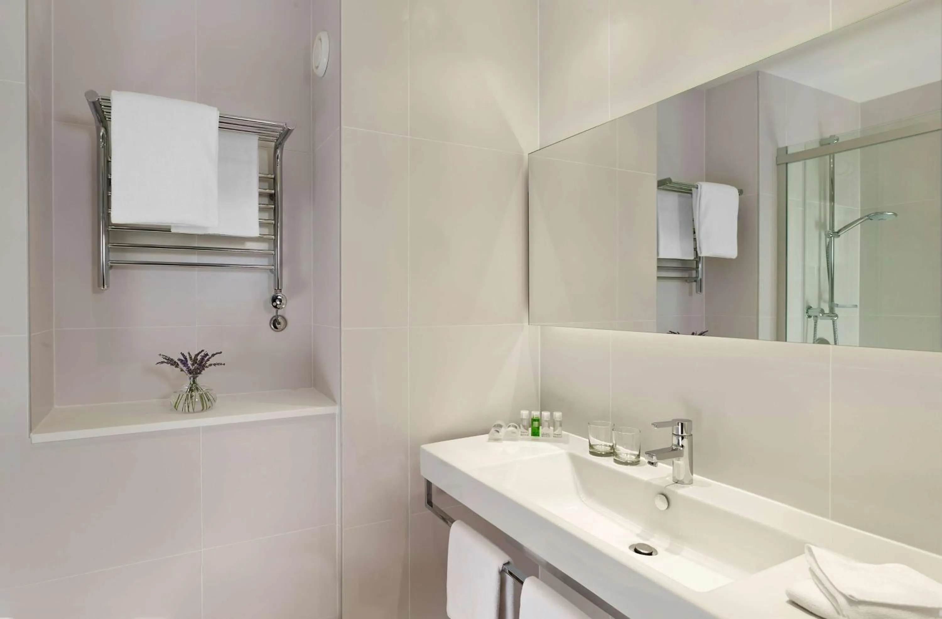 Toilet in Park Plaza Histria Pula