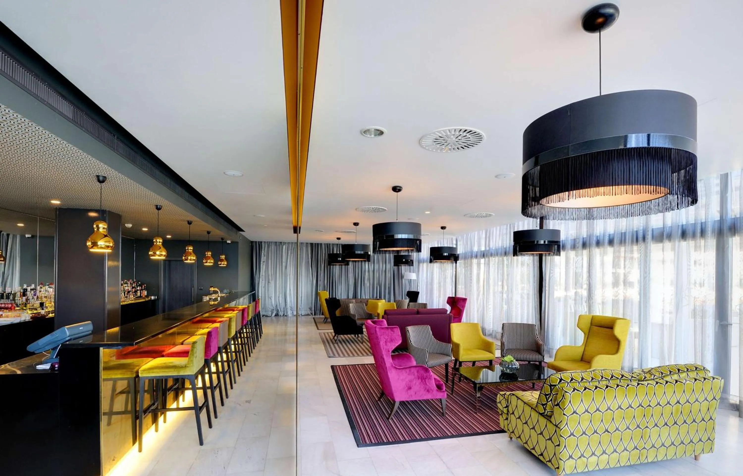 Lounge or bar in Park Plaza Histria Pula