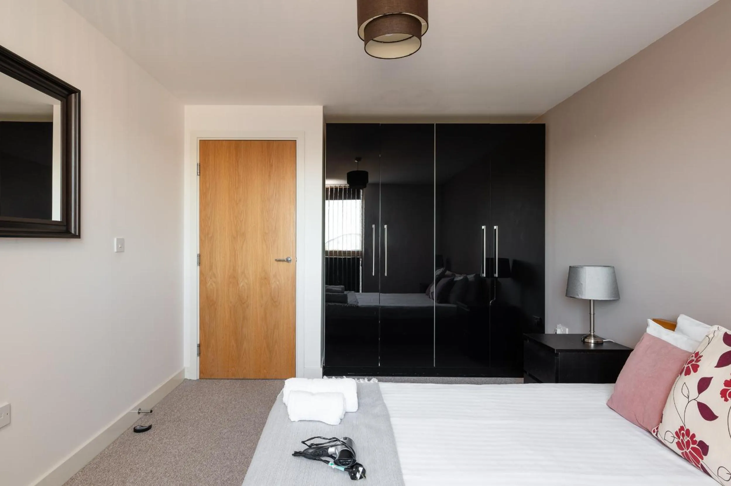 Bed in City Stay Apartments - Vizion