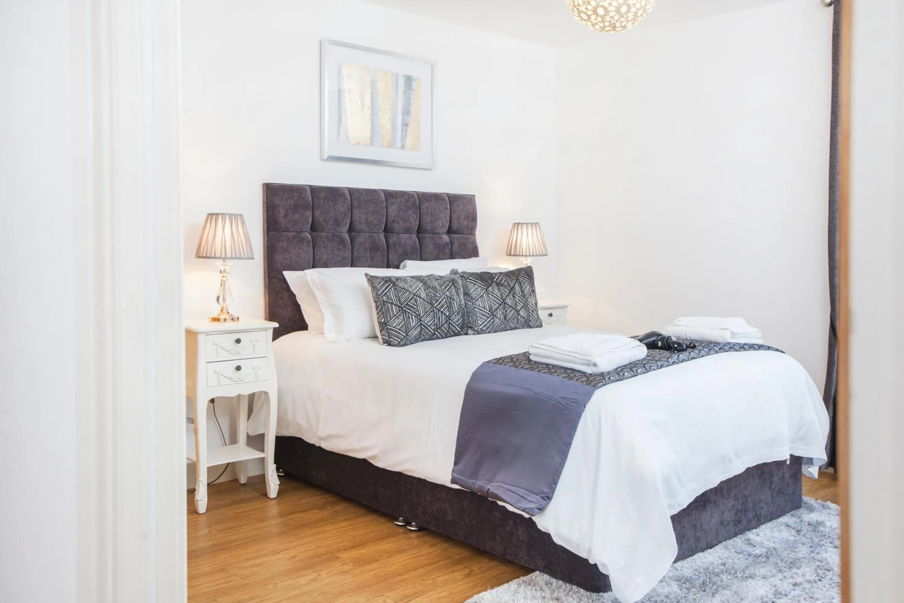 Bed in City Stay Apartments - Vizion