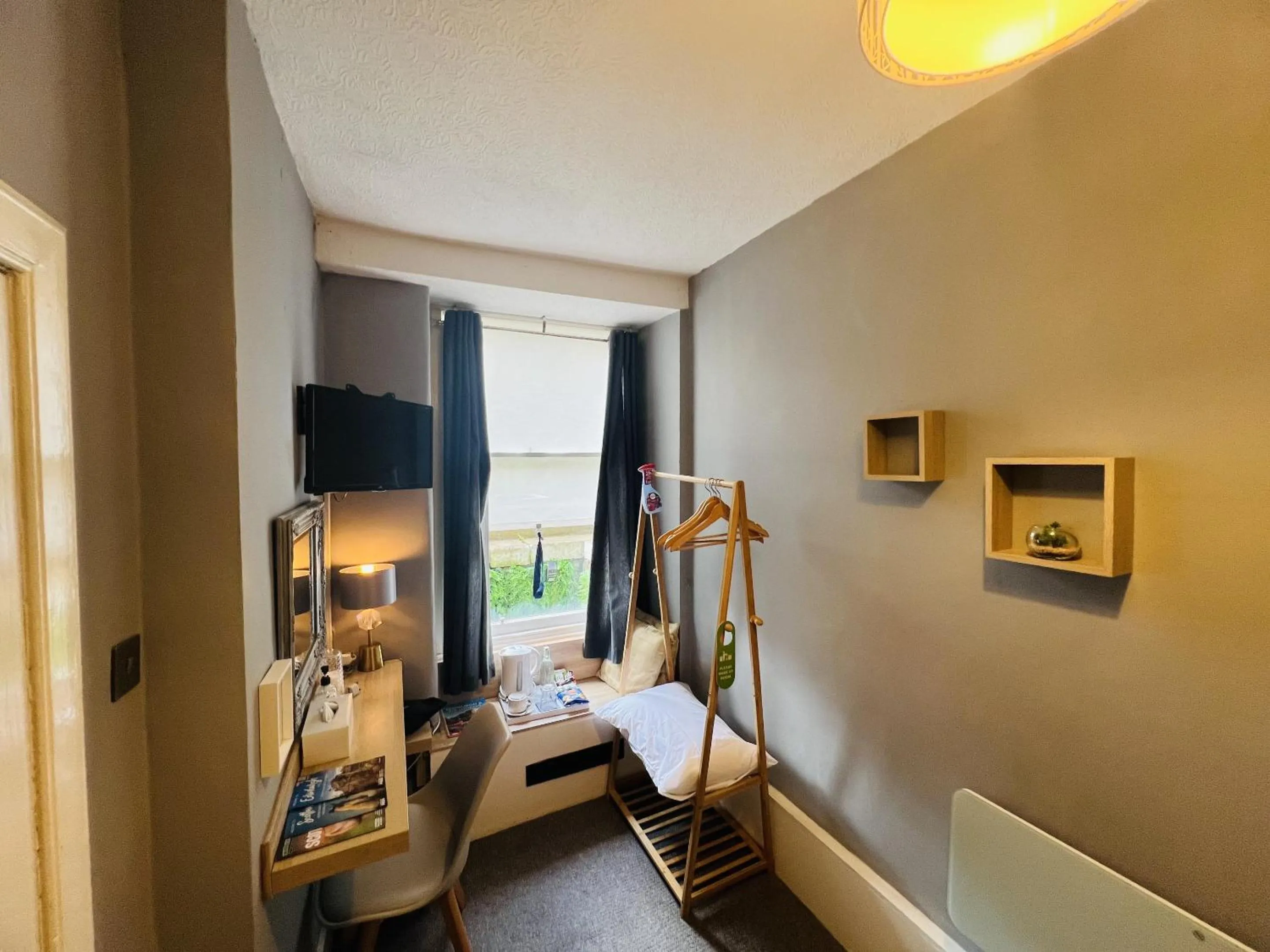 Bedroom, Bed in Ardenlee Guest House