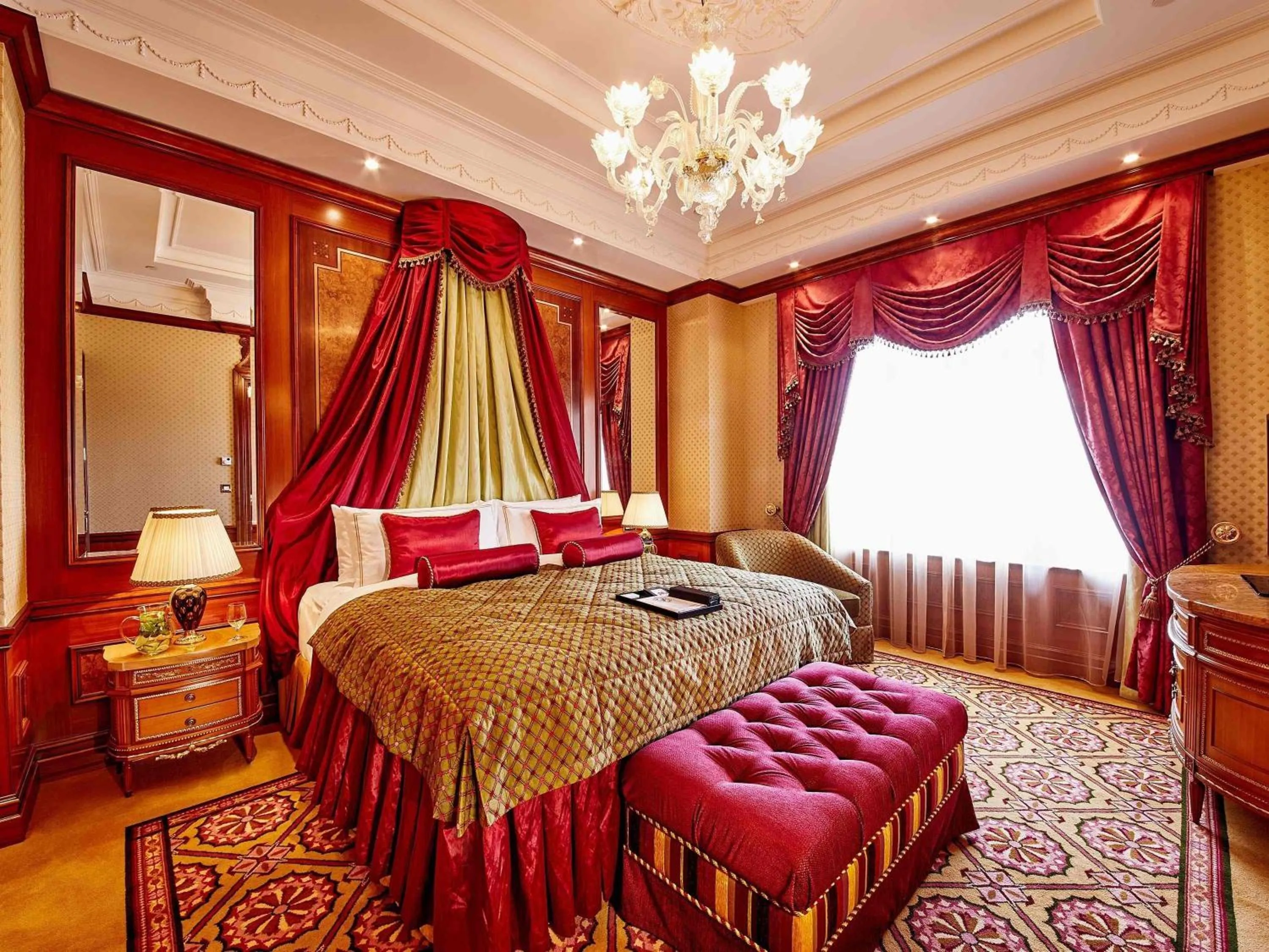 Photo of the whole room, Bed in Fairmont Grand Hotel Kyiv
