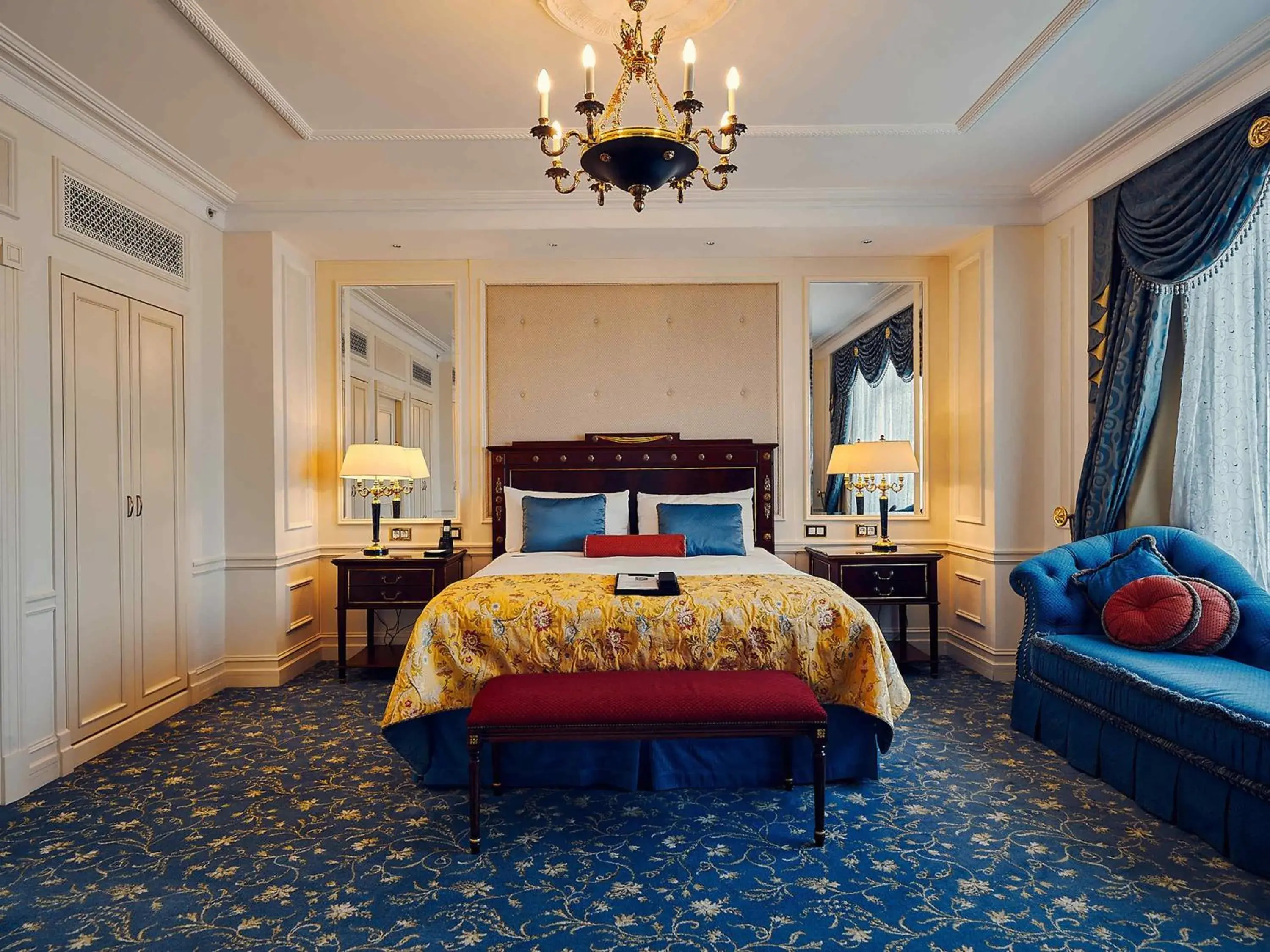 One Bedroom King Suite with City View in Fairmont Grand Hotel Kyiv One Bedroom King Suite with City View in Fairmont Grand Hotel Kyiv