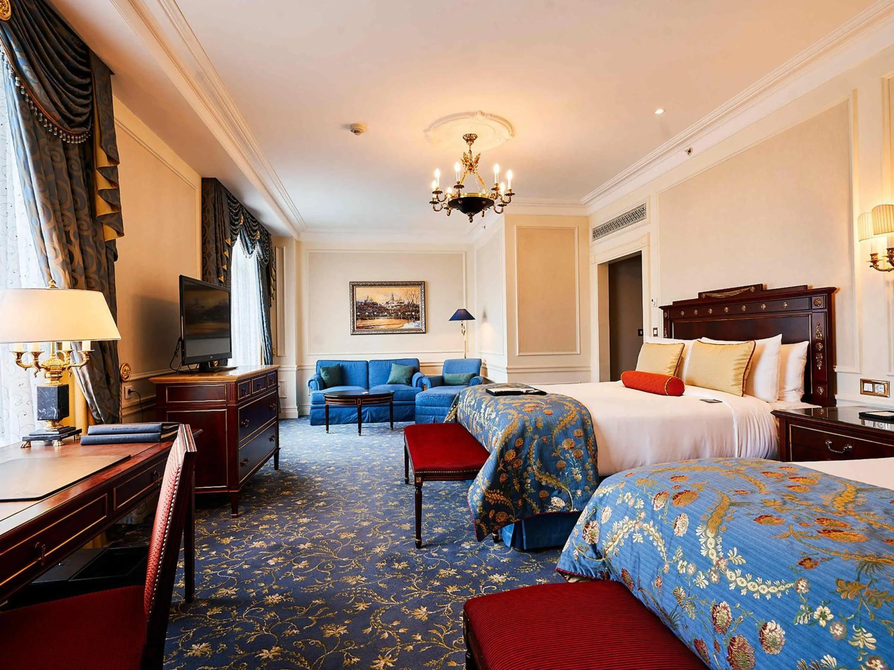 Bedroom, Bed in Fairmont Grand Hotel Kyiv