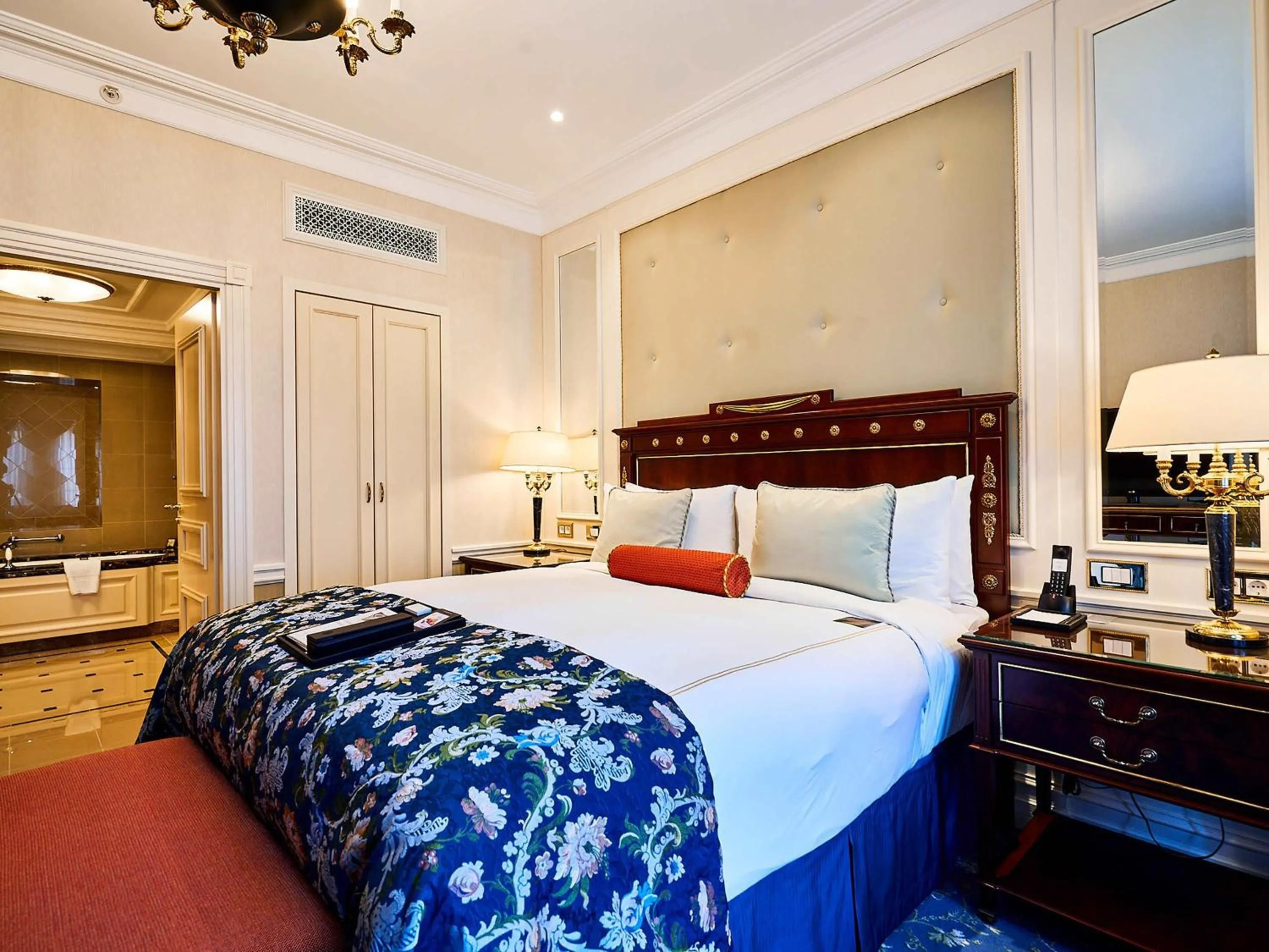 Bedroom, Bed in Fairmont Grand Hotel Kyiv