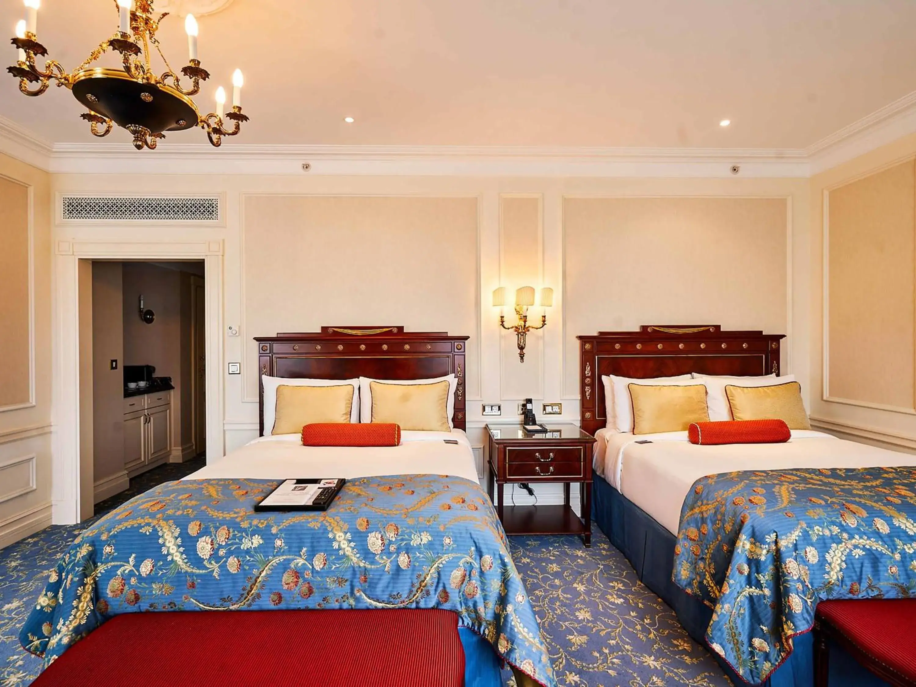 Fairmont 2 Queen Beds in Fairmont Grand Hotel Kyiv Fairmont 2 Queen Beds in Fairmont Grand Hotel Kyiv
