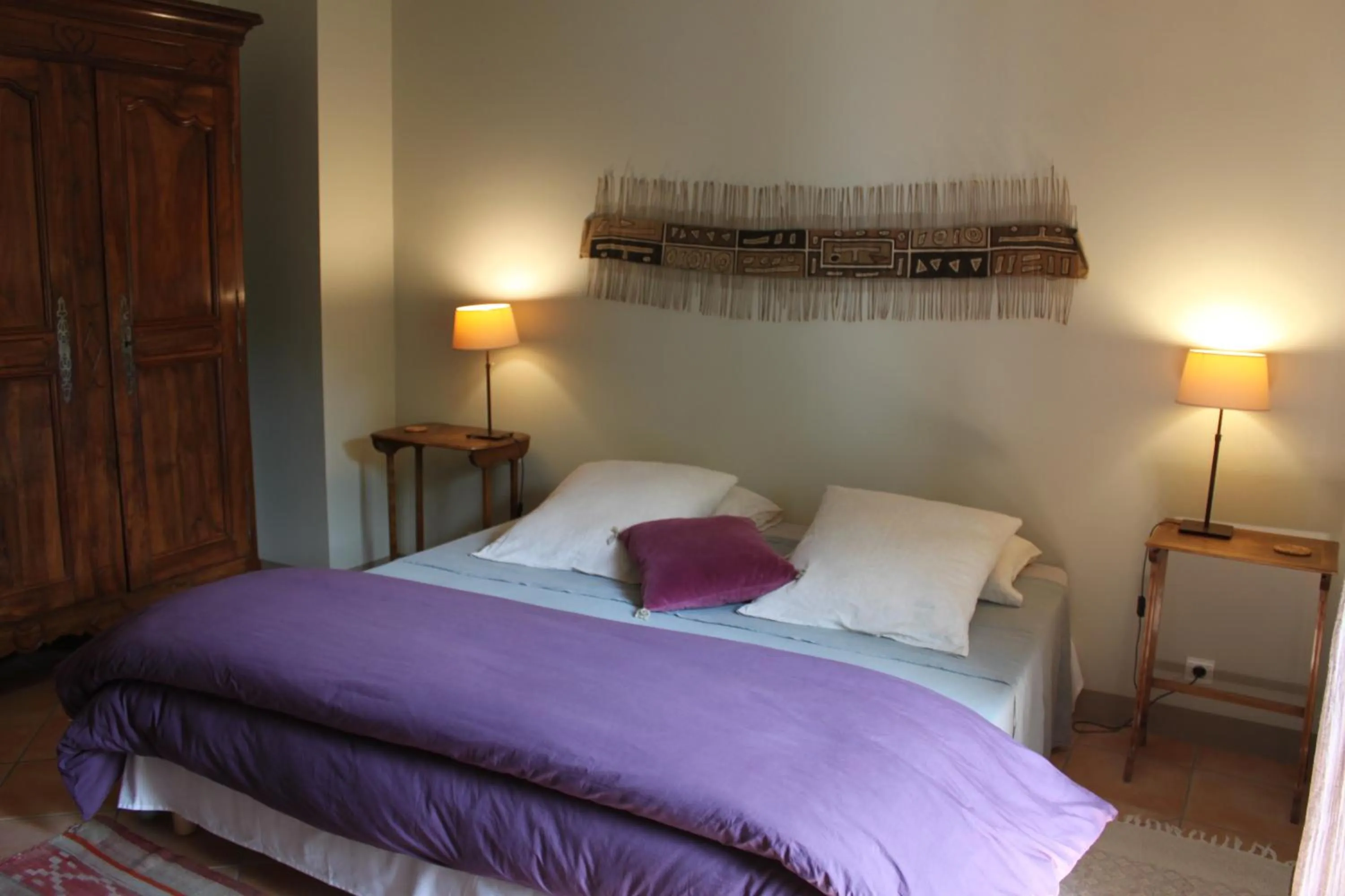 Bedroom, Bed in Domaine de Manteau-Bleu