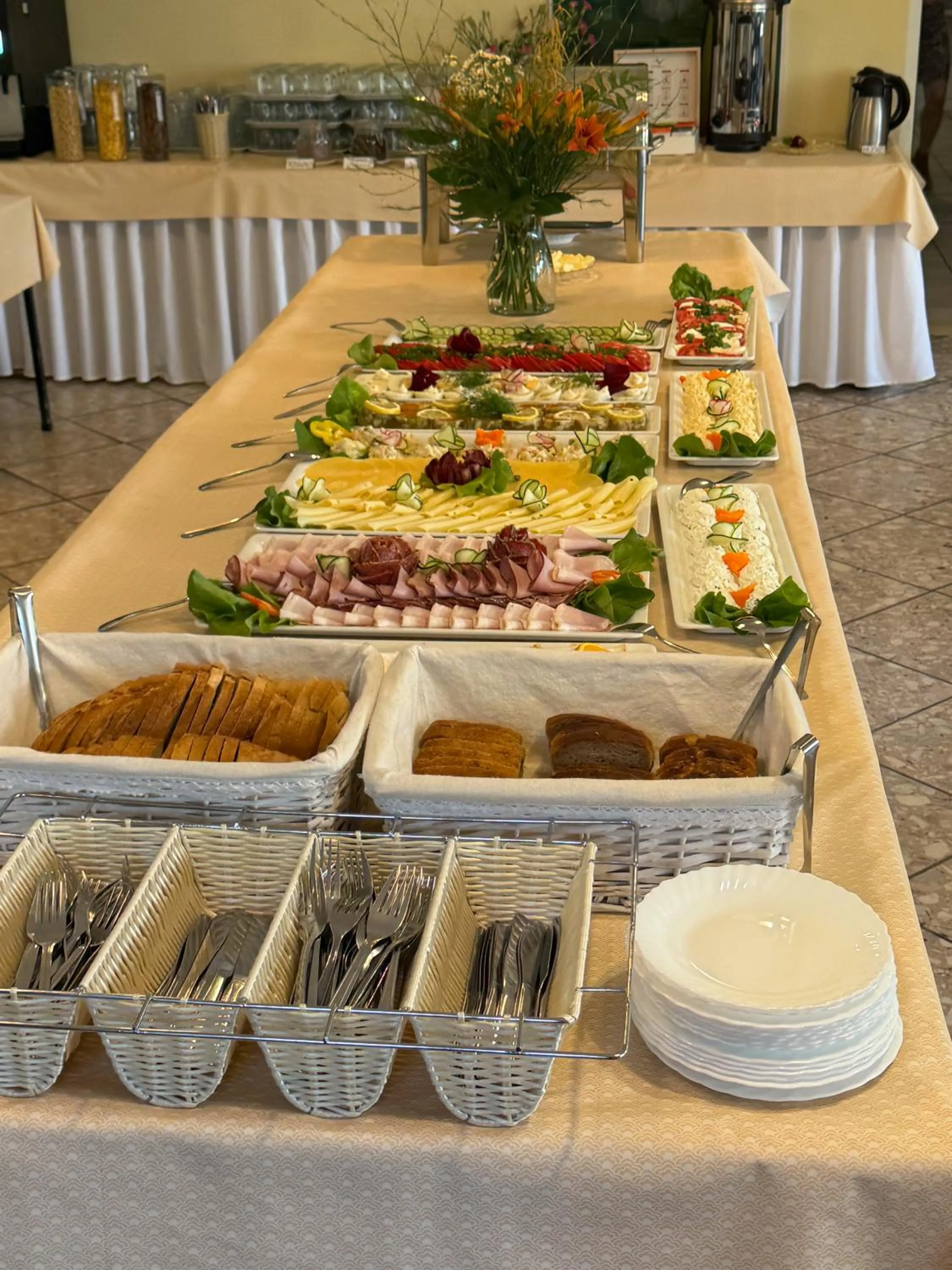 Breakfast in Stokrotka Natura Tour