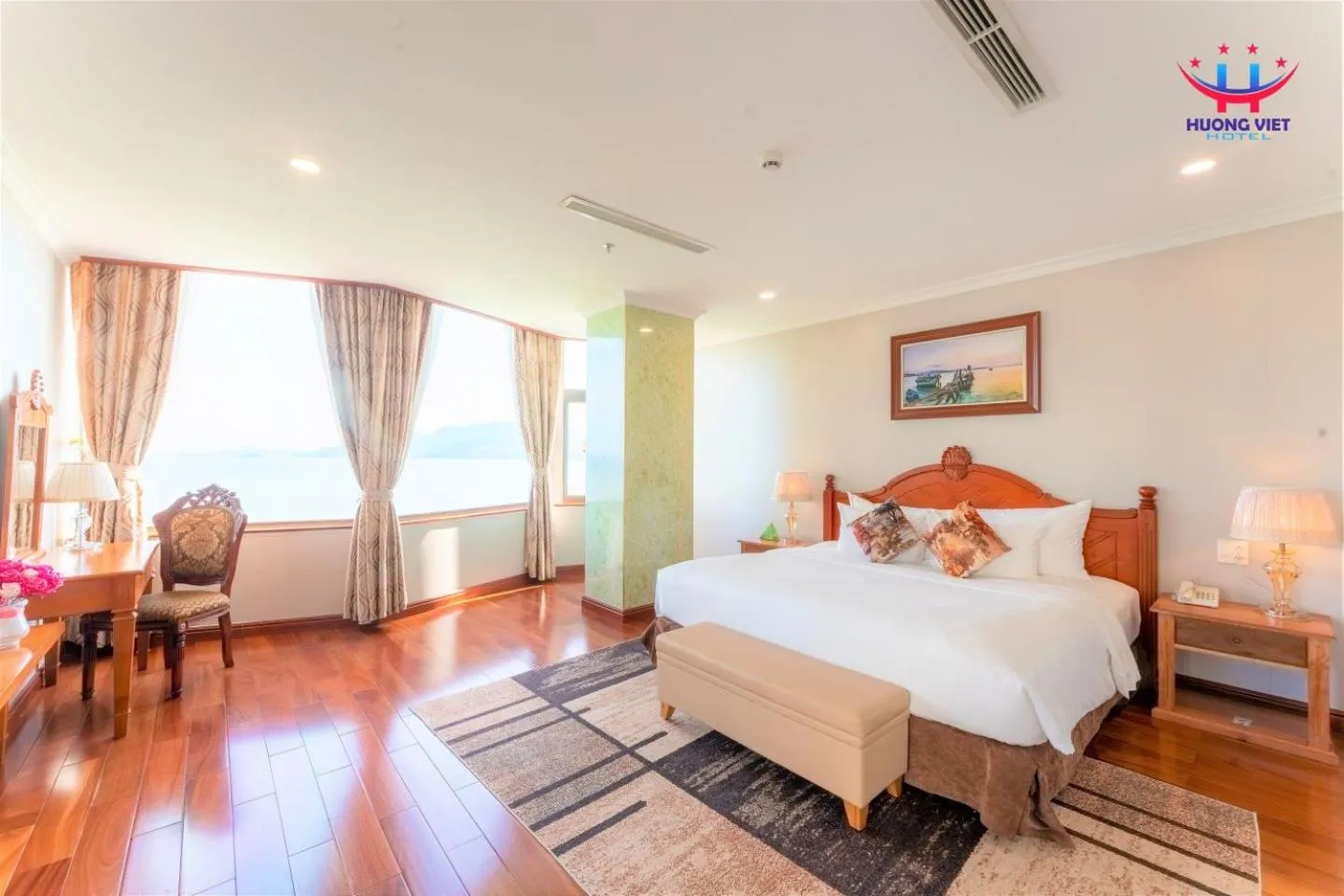 Bedroom, Bed in Huong Viet Hotel Quy Nhon - Beachfront