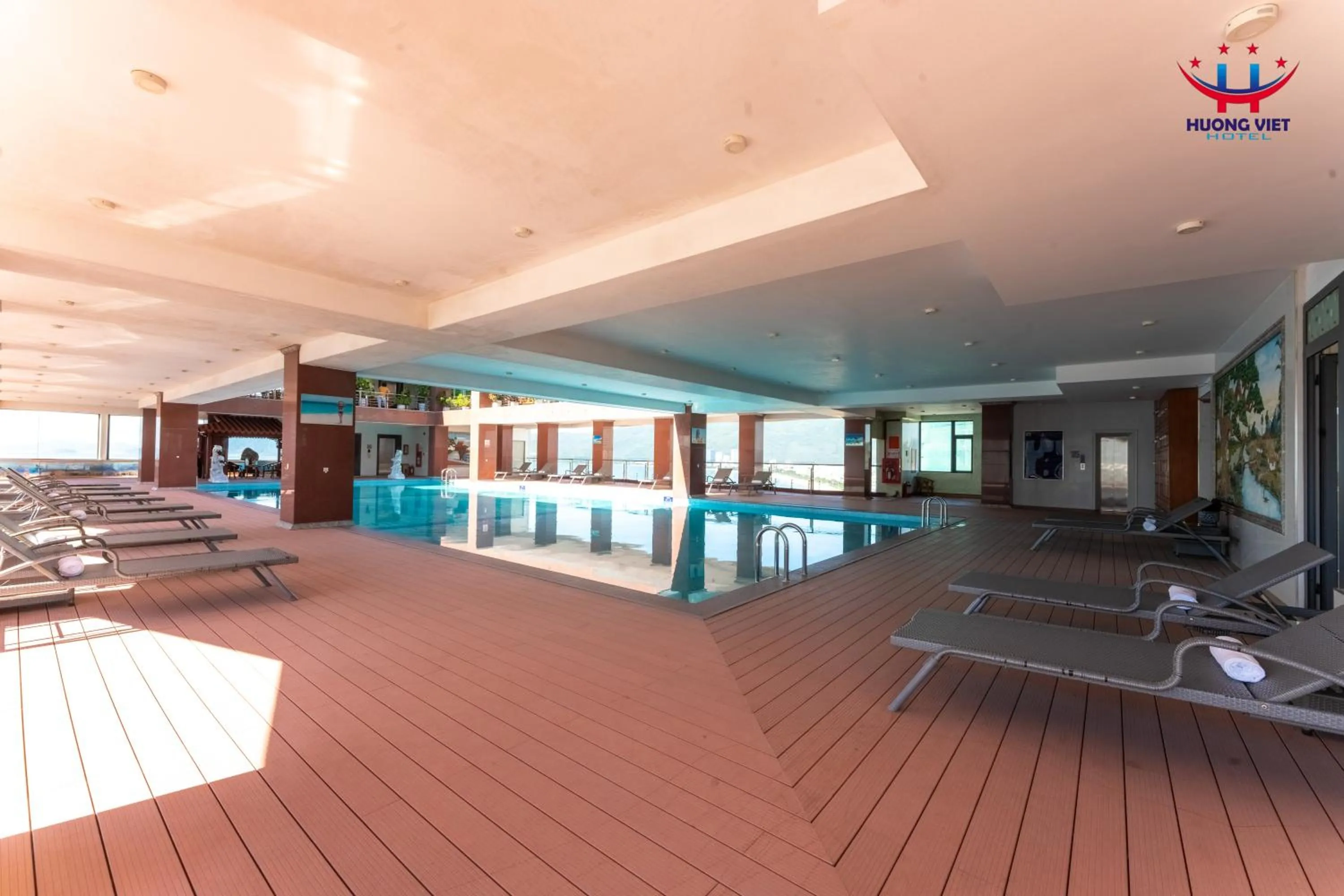 Swimming pool in Huong Viet Hotel Quy Nhon - Beachfront