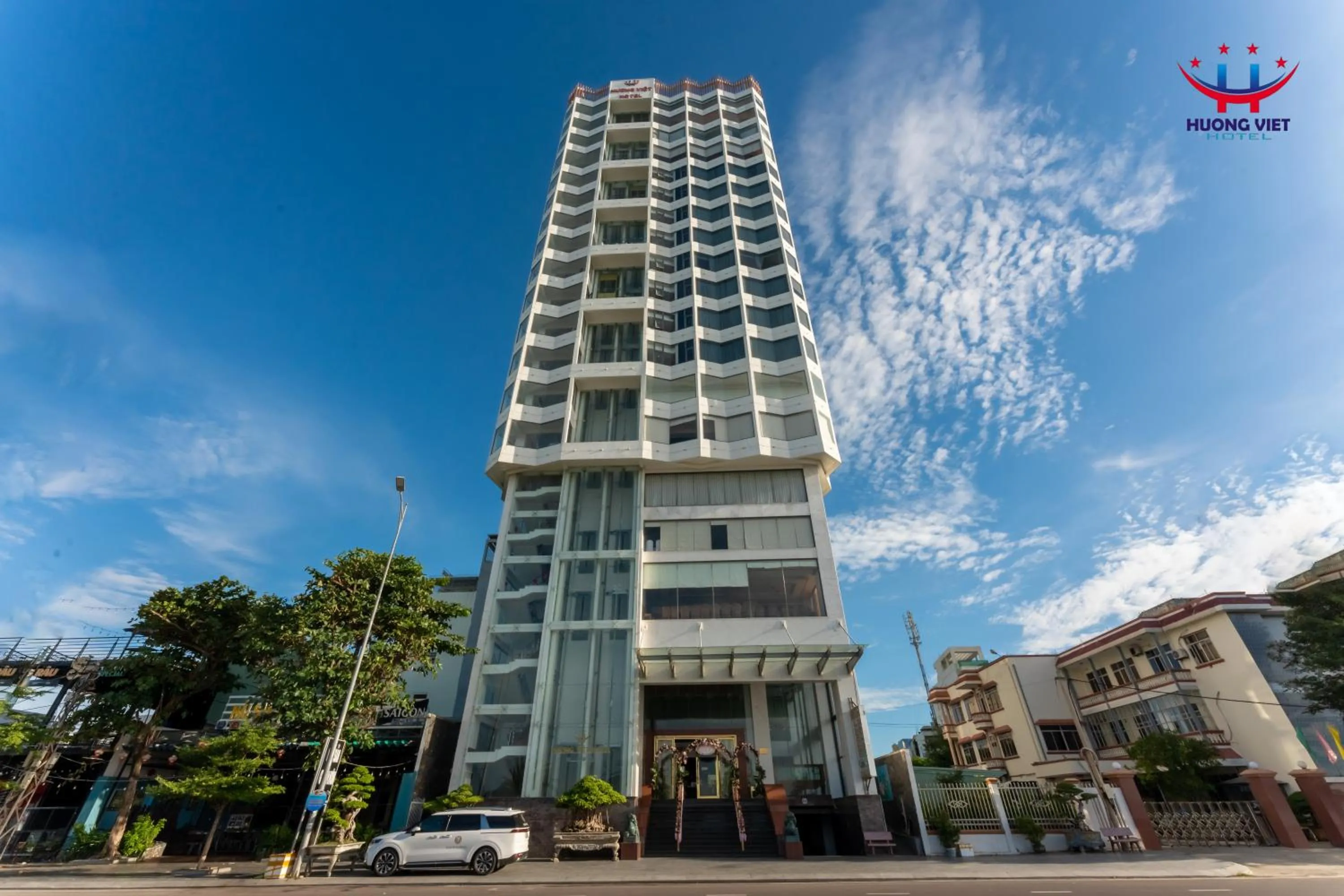 Property building in Huong Viet Hotel Quy Nhon - Beachfront