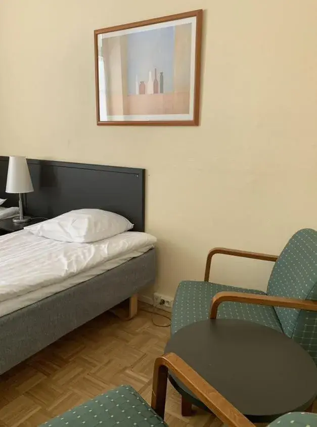 Standard Single Room with Single Bed in Hotel Kokkola Standard Single Room with Single Bed in Hotel Kokkola