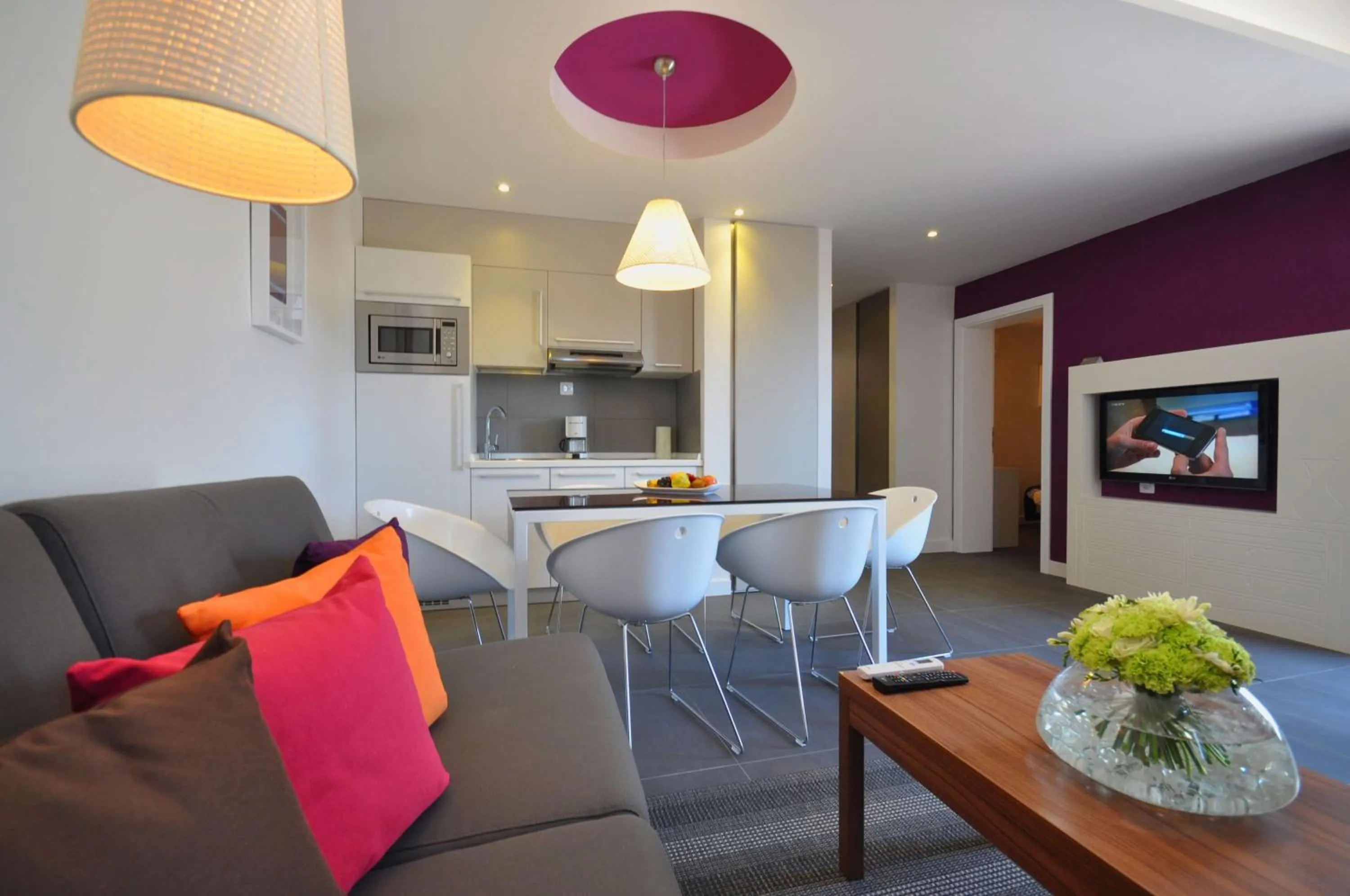 TV and multimedia in Park Plaza Verudela Pula