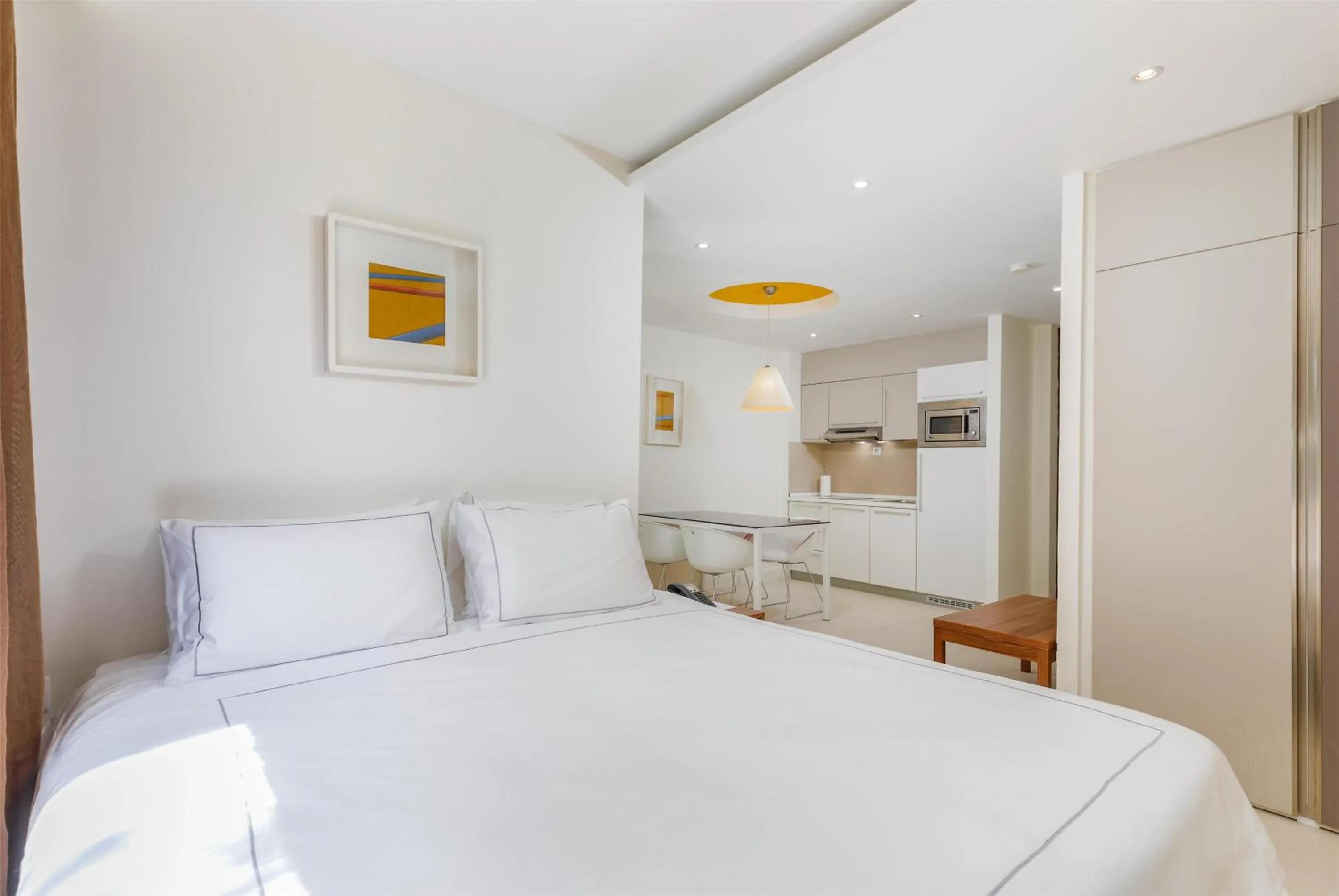 Kitchen or kitchenette, Bed in Park Plaza Verudela Pula