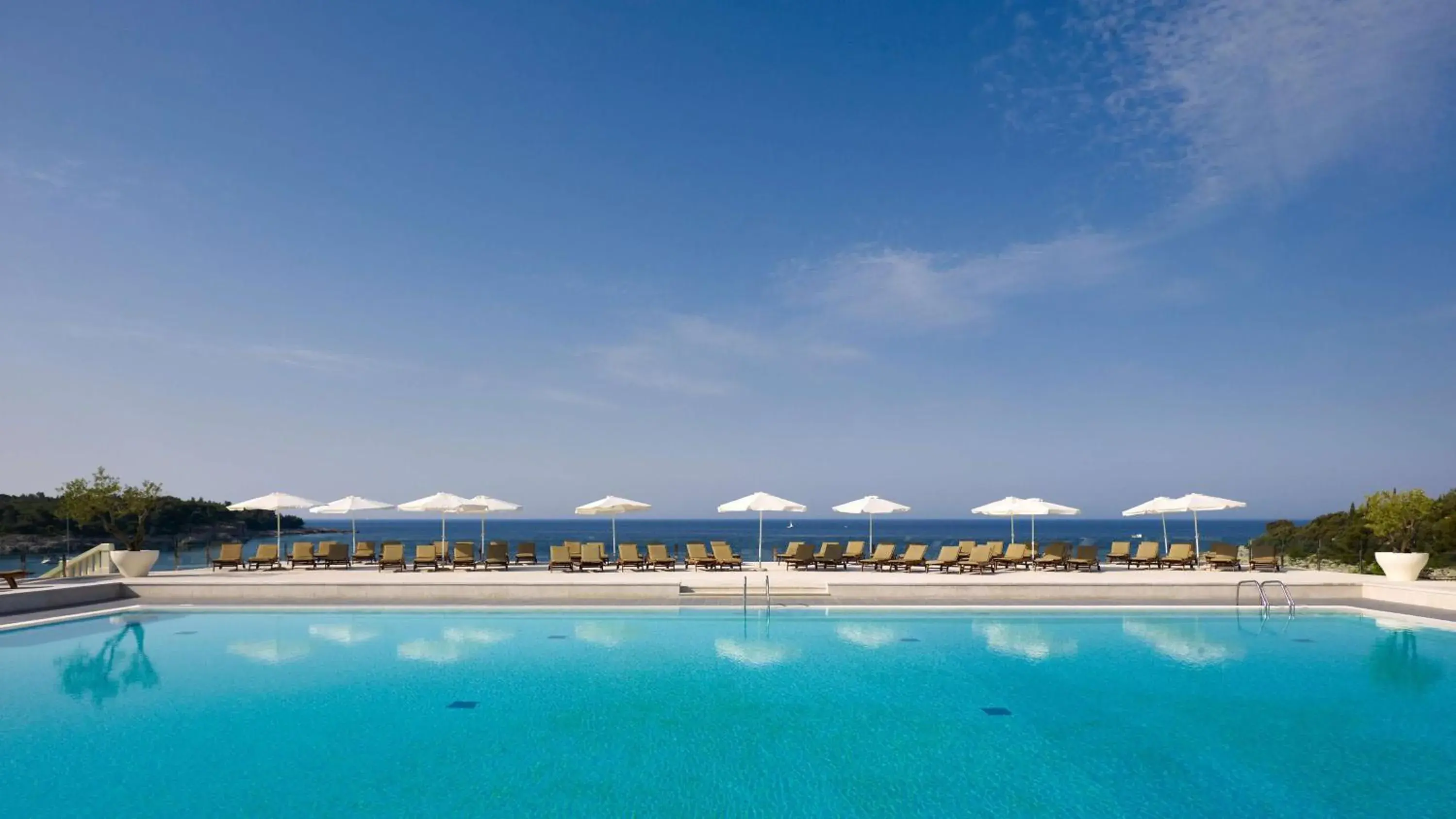 Pool view, Swimming Pool in Park Plaza Verudela Pula