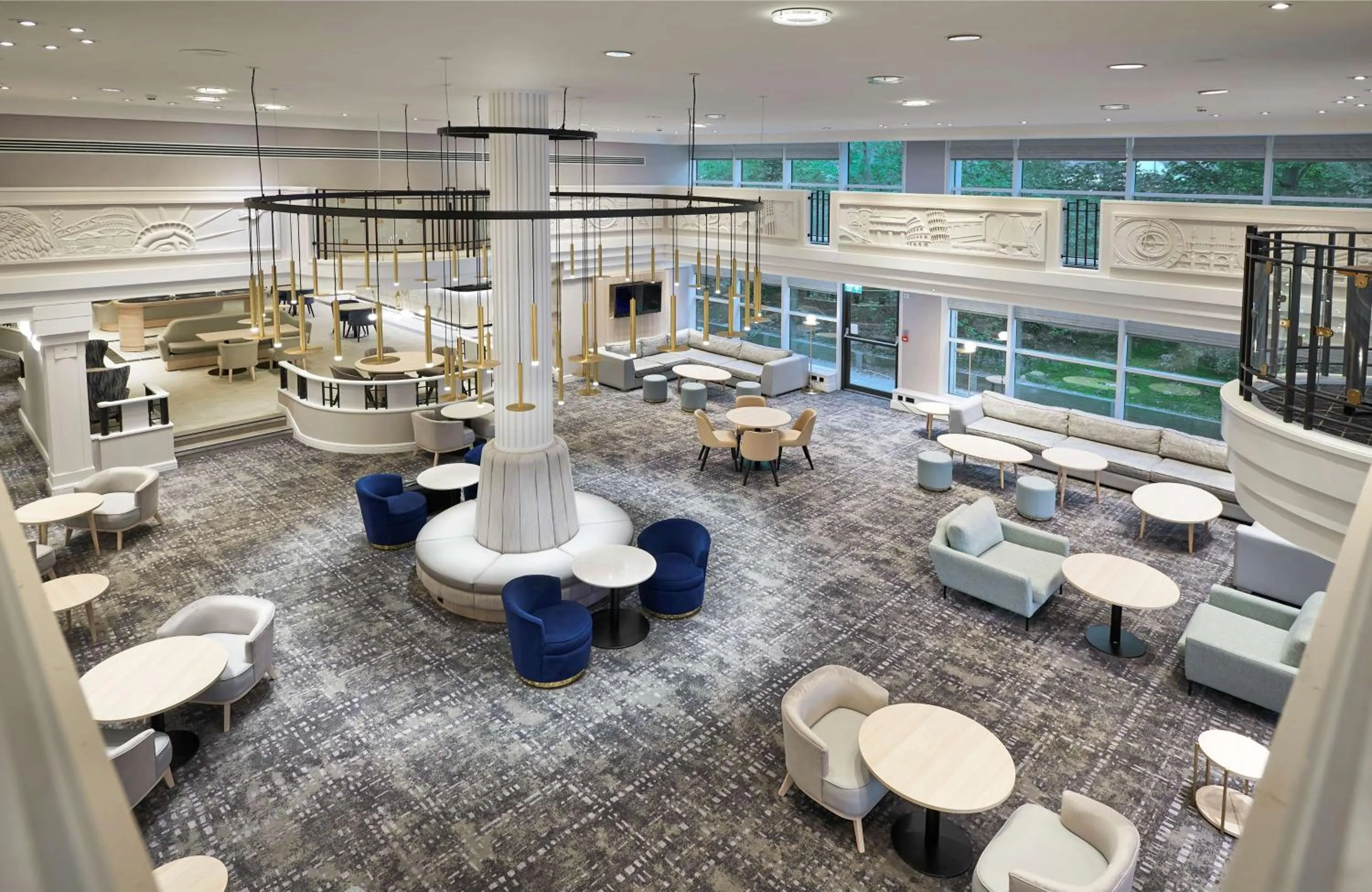 Lobby or reception in Hilton London Croydon