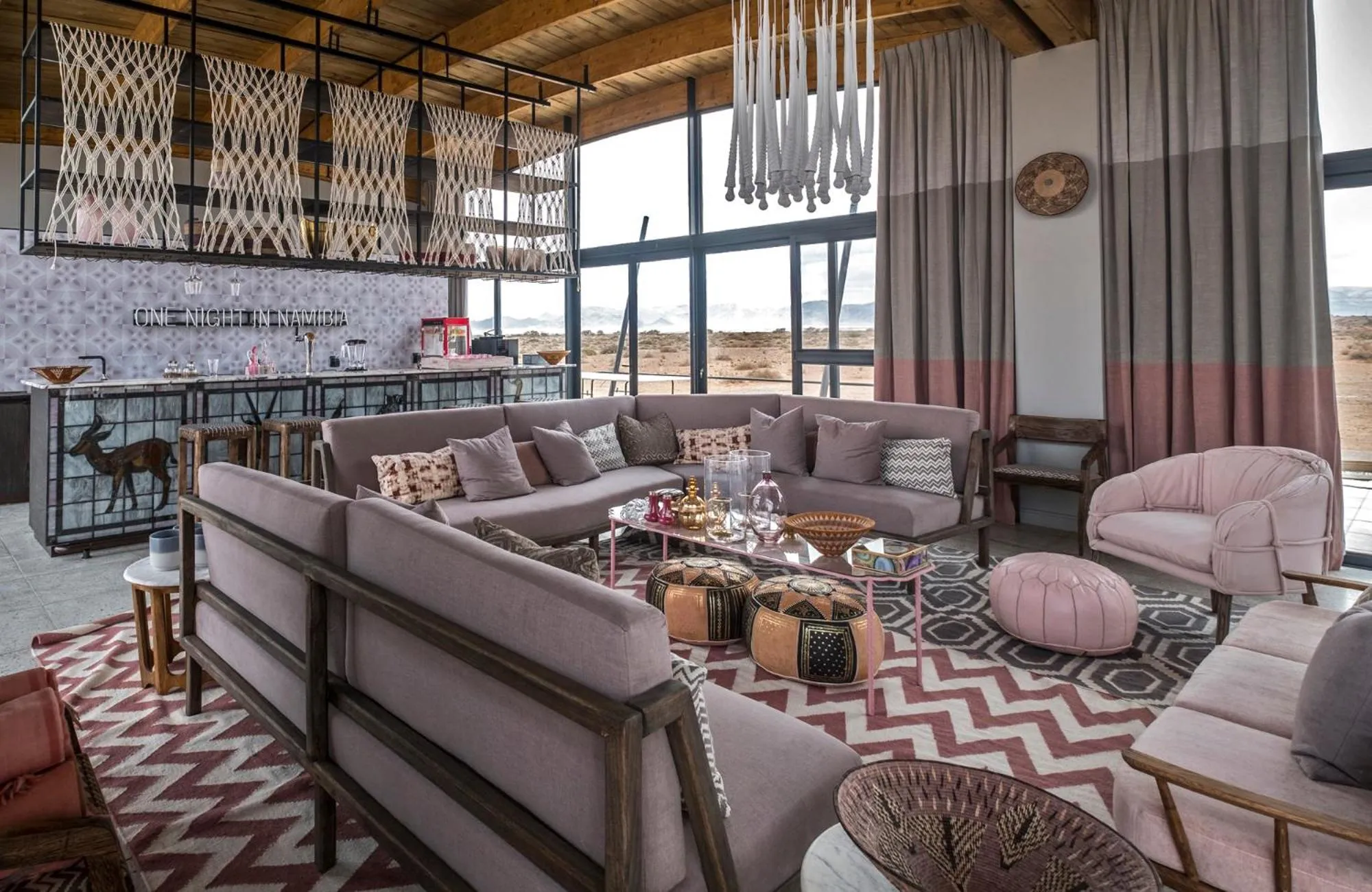 Restaurant/places to eat in The Desert Grace