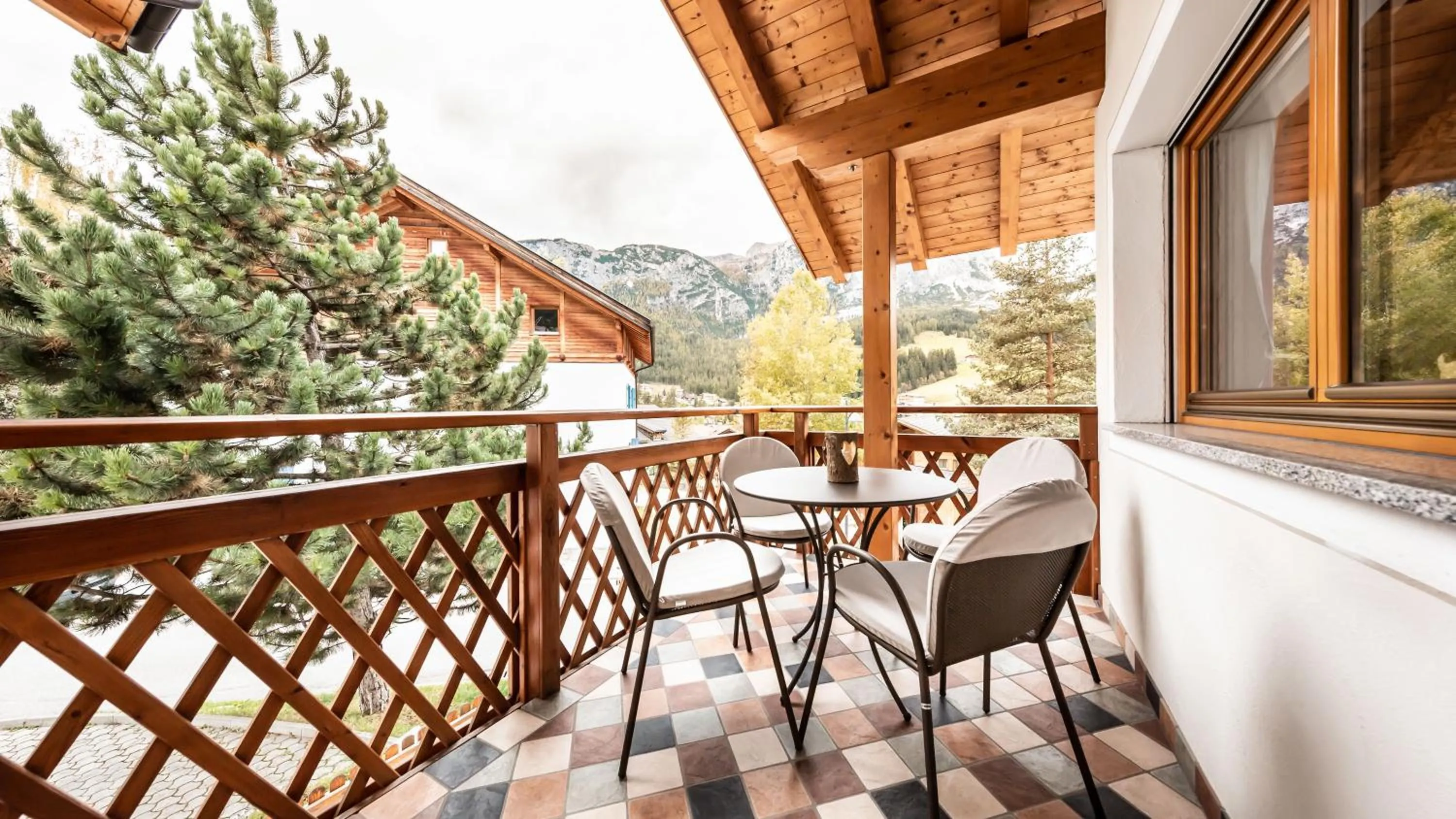 Apartments Chalet Maria