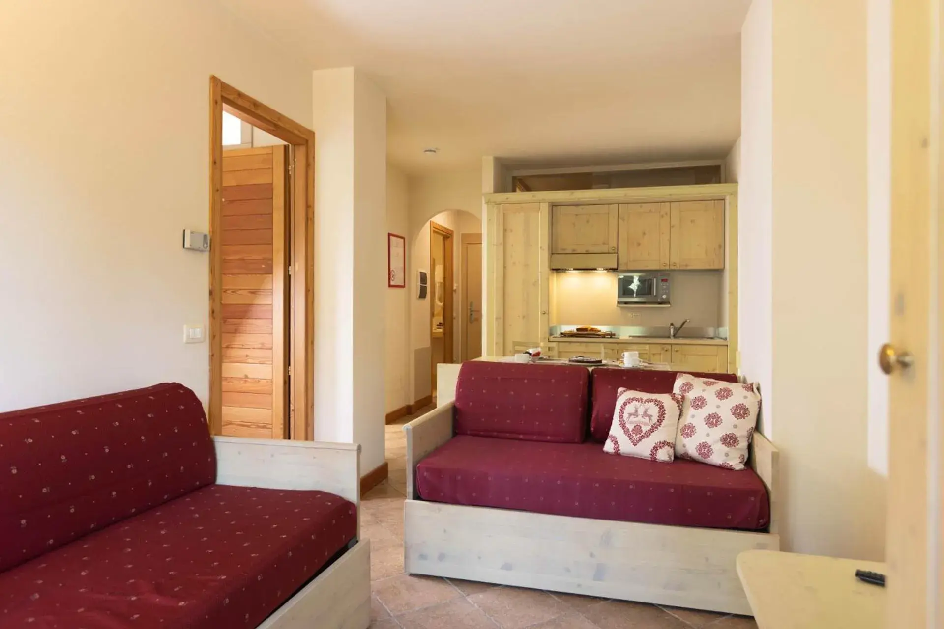 Three-Bedroom Apartment in Residence Club Ponte Di Legno Three-Bedroom Apartment in Residence Club Ponte Di Legno