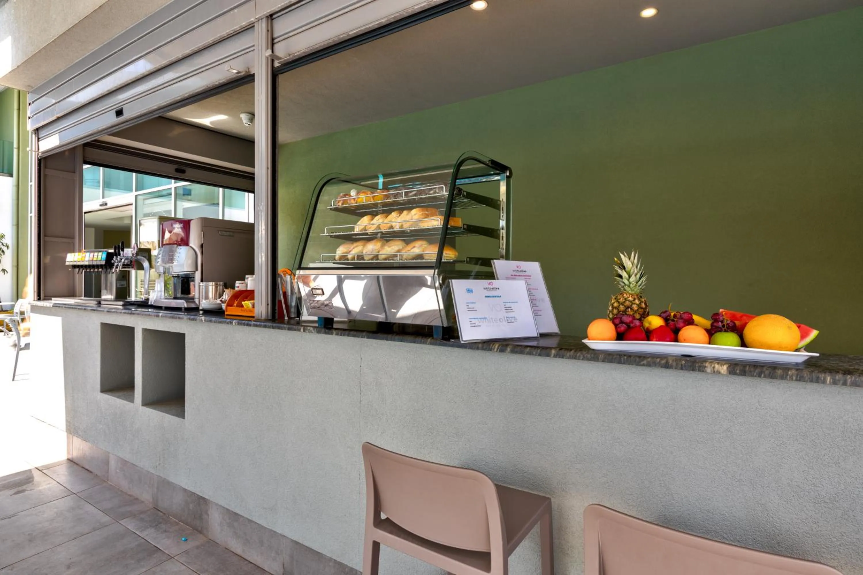 Food and drinks in White Olive Premium Laganas