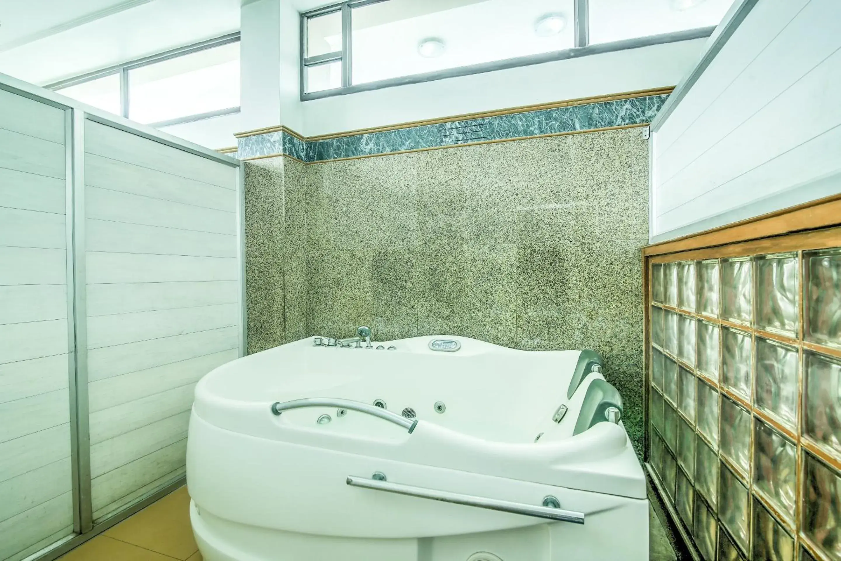 Bedroom in Hotel Devi Grand - Katra Bedroom in Hotel Devi Grand - Katra