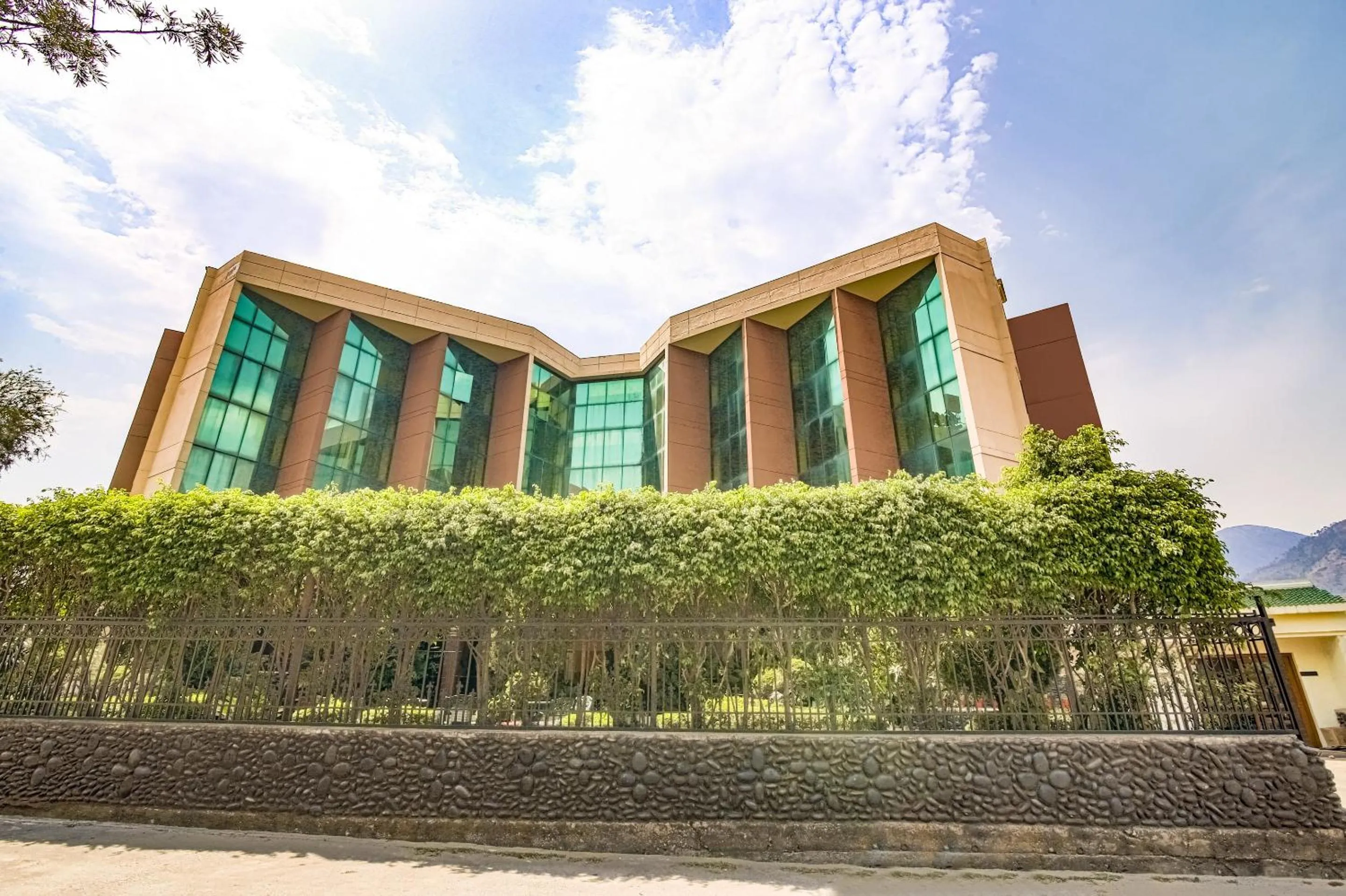 Facade/entrance in Hotel Devi Grand - Katra